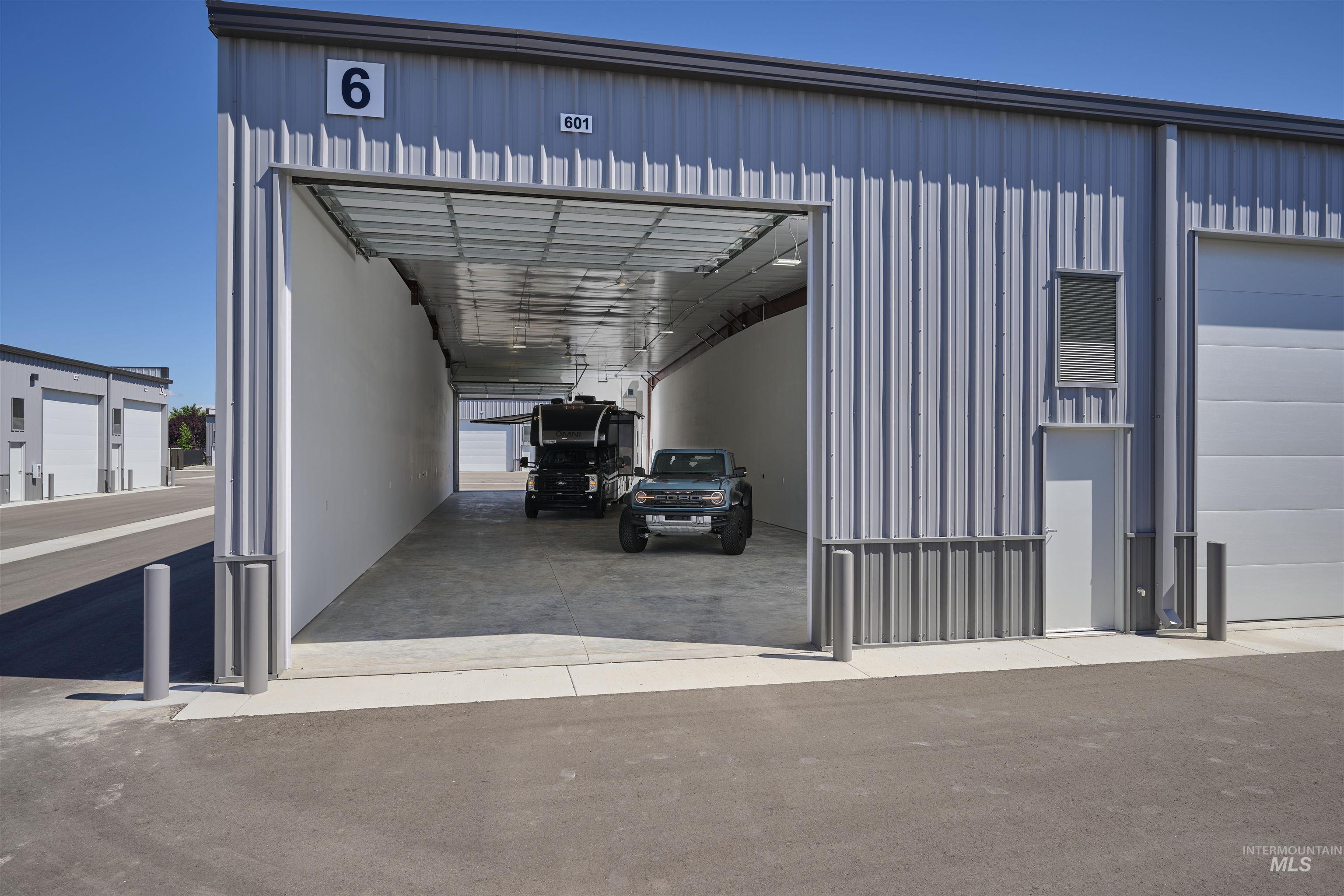 2007 S Saturn Way, Boise, Idaho 83709-2965, Business/Commercial For Sale, Price $270,000,MLS 98932139