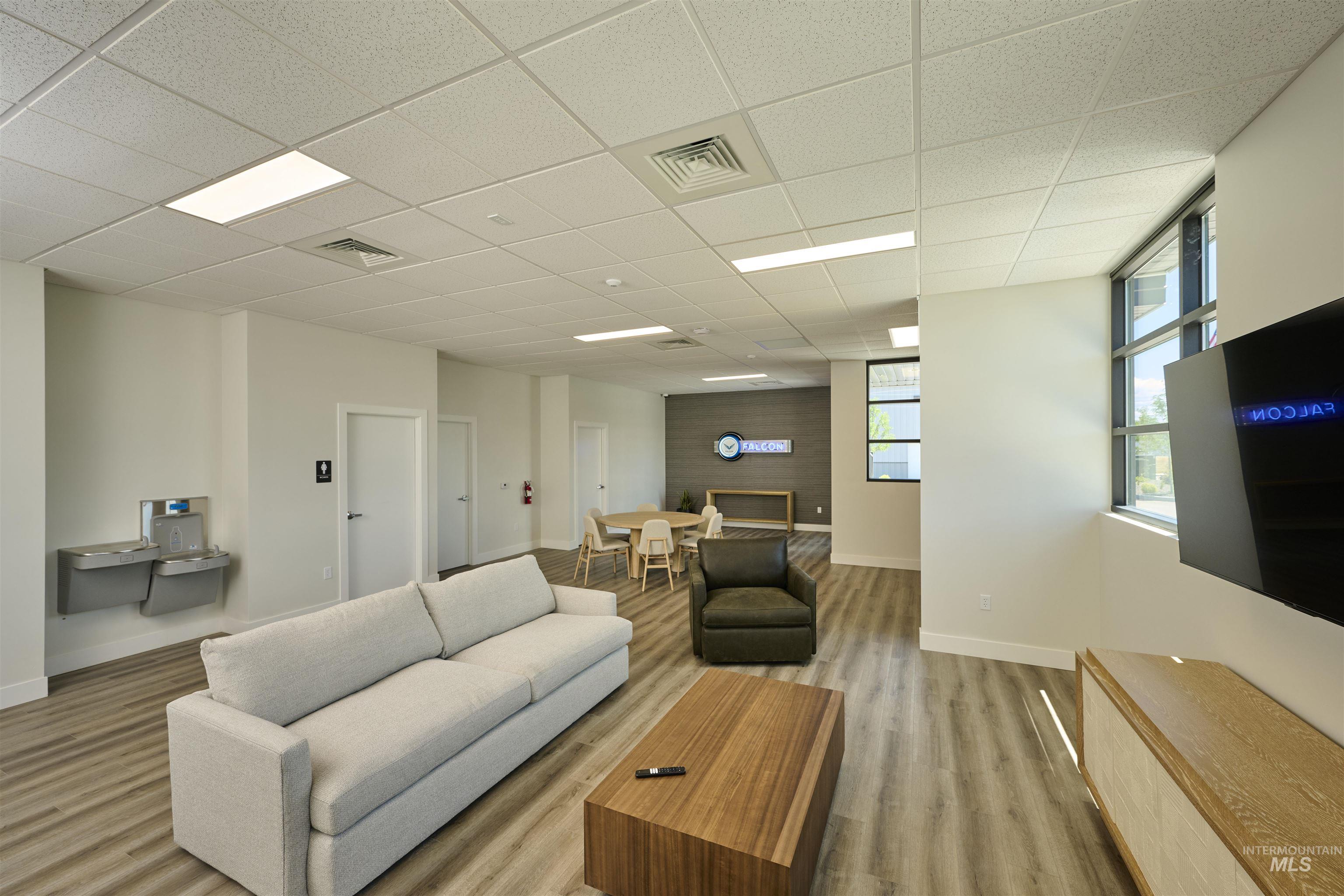 2007 S Saturn Way, Boise, Idaho 83709-2965, Business/Commercial For Sale, Price $270,000,MLS 98932139