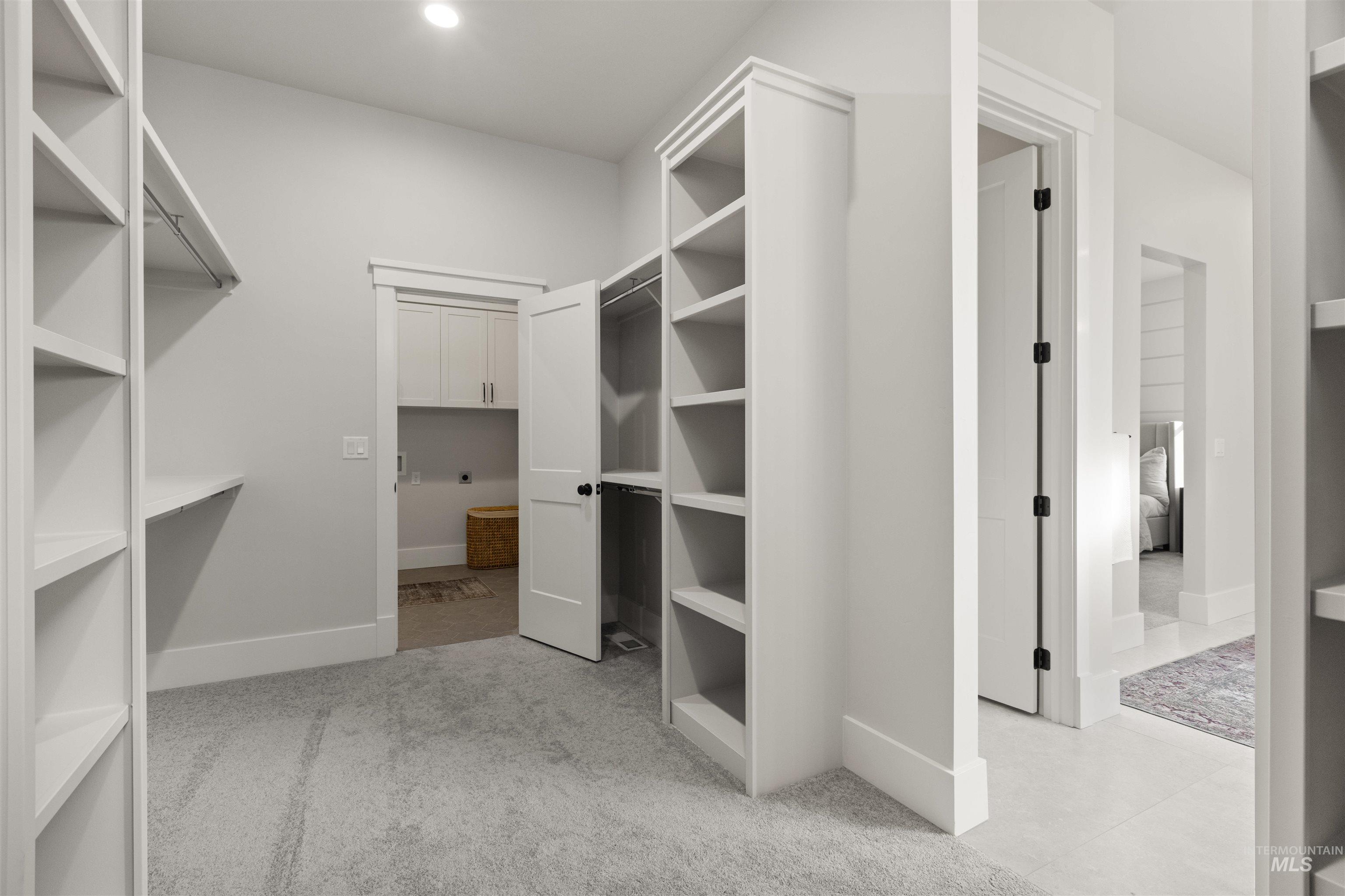 6608 S Mountaintop Way, Meridian, Idaho 83642, 3 Bedrooms, 2.5 Bathrooms, Residential For Sale, Price $849,777,MLS 98932271