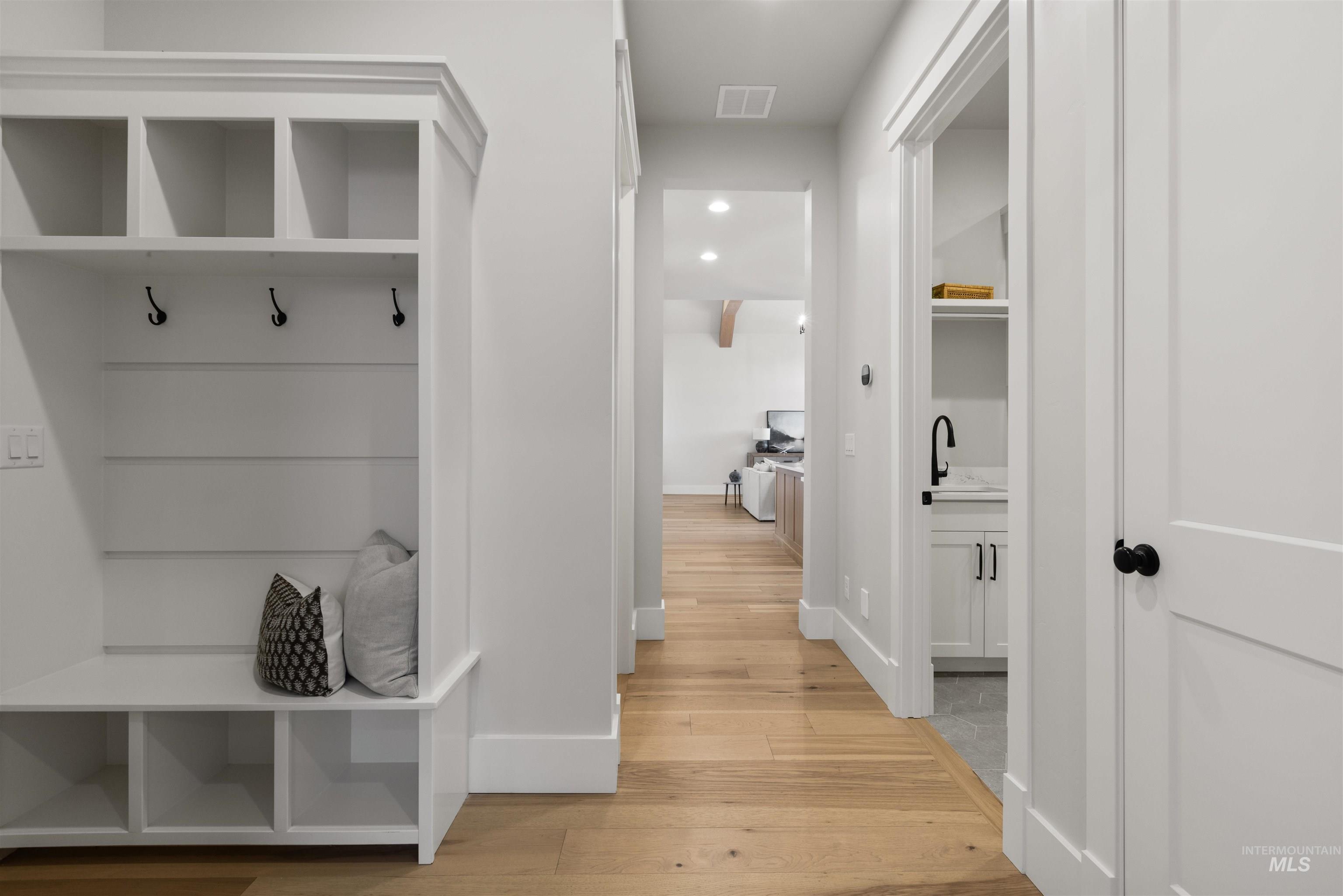 6608 S Mountaintop Way, Meridian, Idaho 83642, 3 Bedrooms, 2.5 Bathrooms, Residential For Sale, Price $849,777,MLS 98932271