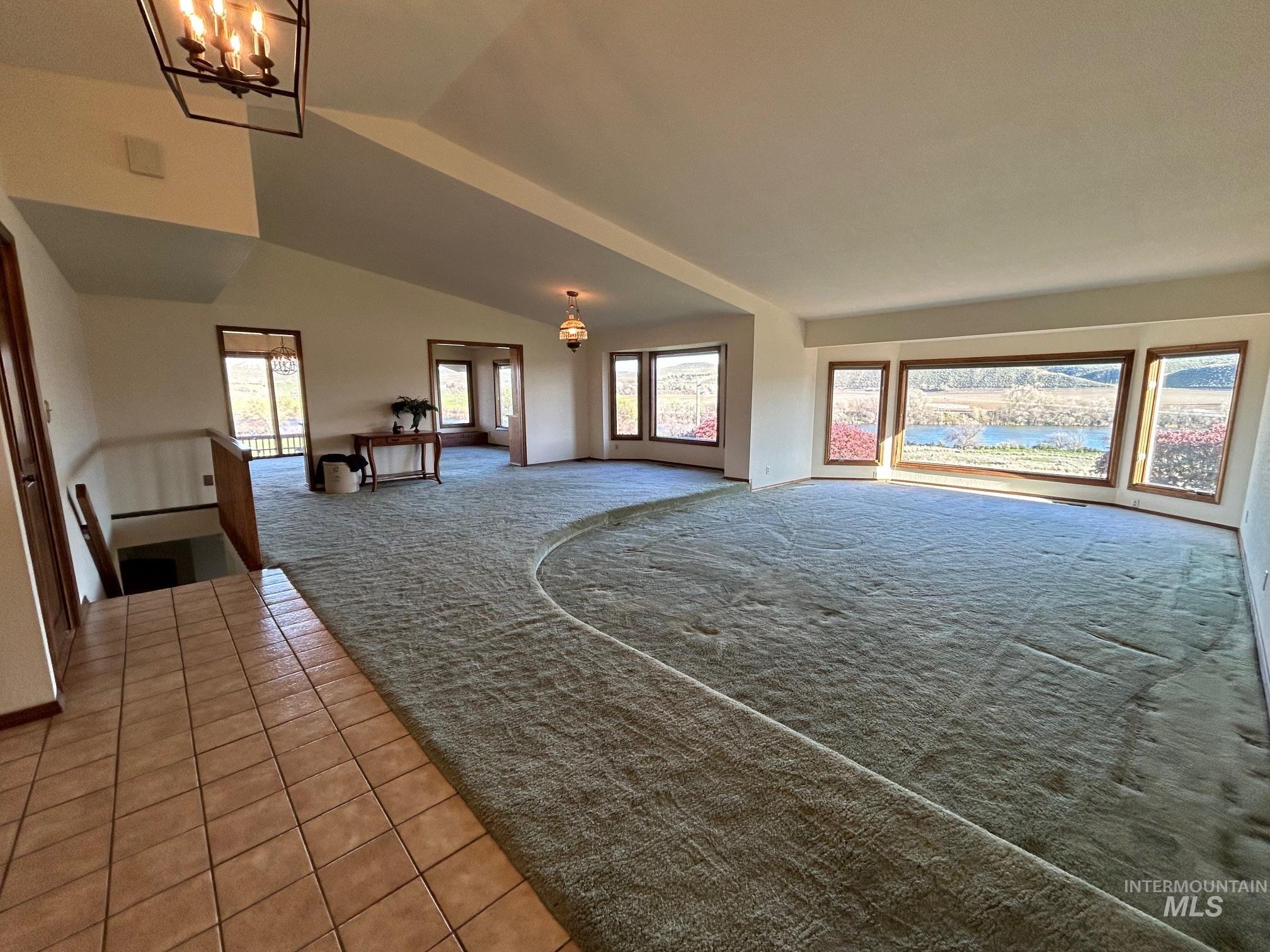 1185 E Cleveland, Glenns Ferry, Idaho 83623, 5 Bedrooms, 3.5 Bathrooms, Residential For Sale, Price $1,149,999,MLS 98932642