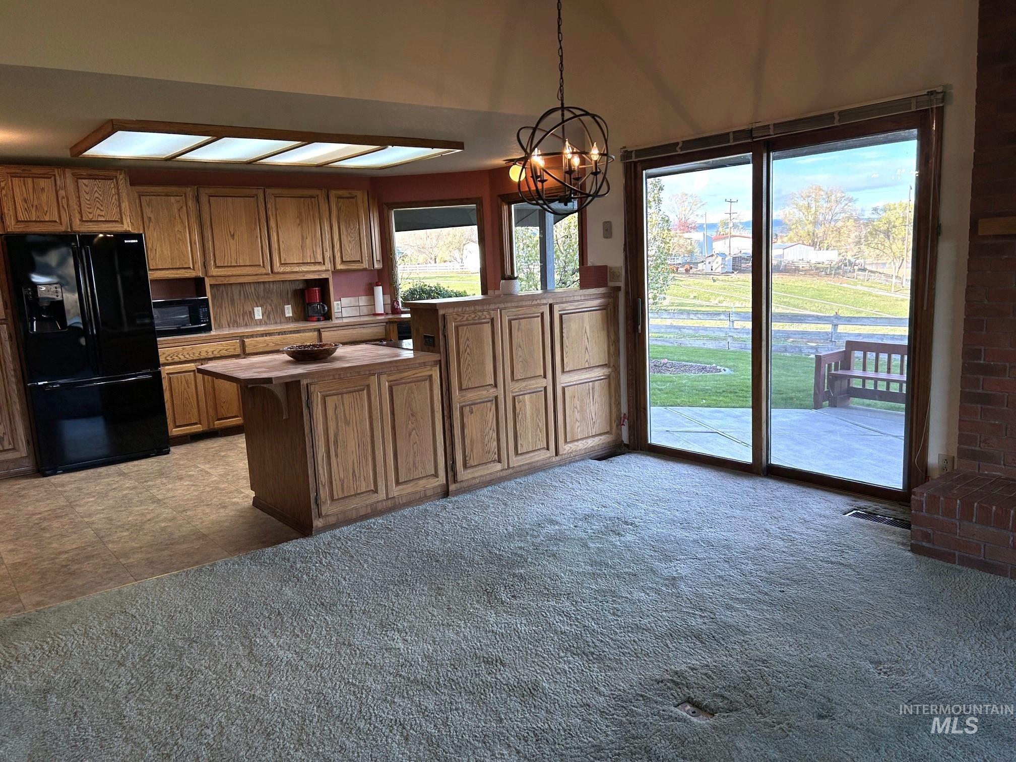 1185 E Cleveland, Glenns Ferry, Idaho 83623, 5 Bedrooms, 3.5 Bathrooms, Residential For Sale, Price $1,149,999,MLS 98932642
