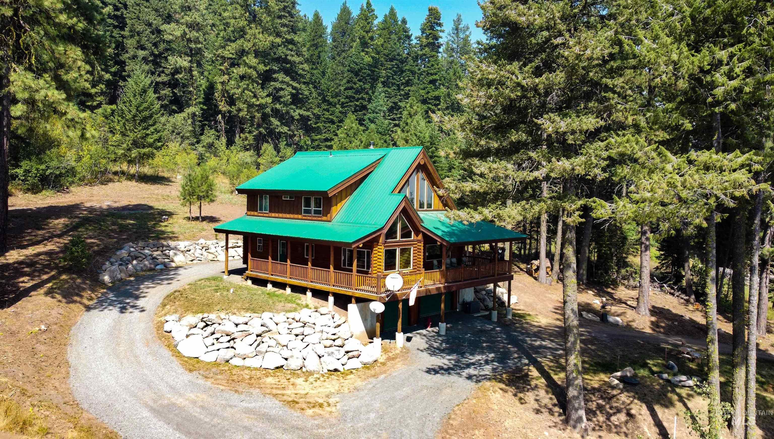 1539 West Mountain Rd, Donnelly, Idaho 83615, 3 Bedrooms, 2.5 Bathrooms, Residential For Sale, Price $1,350,000, 98932924