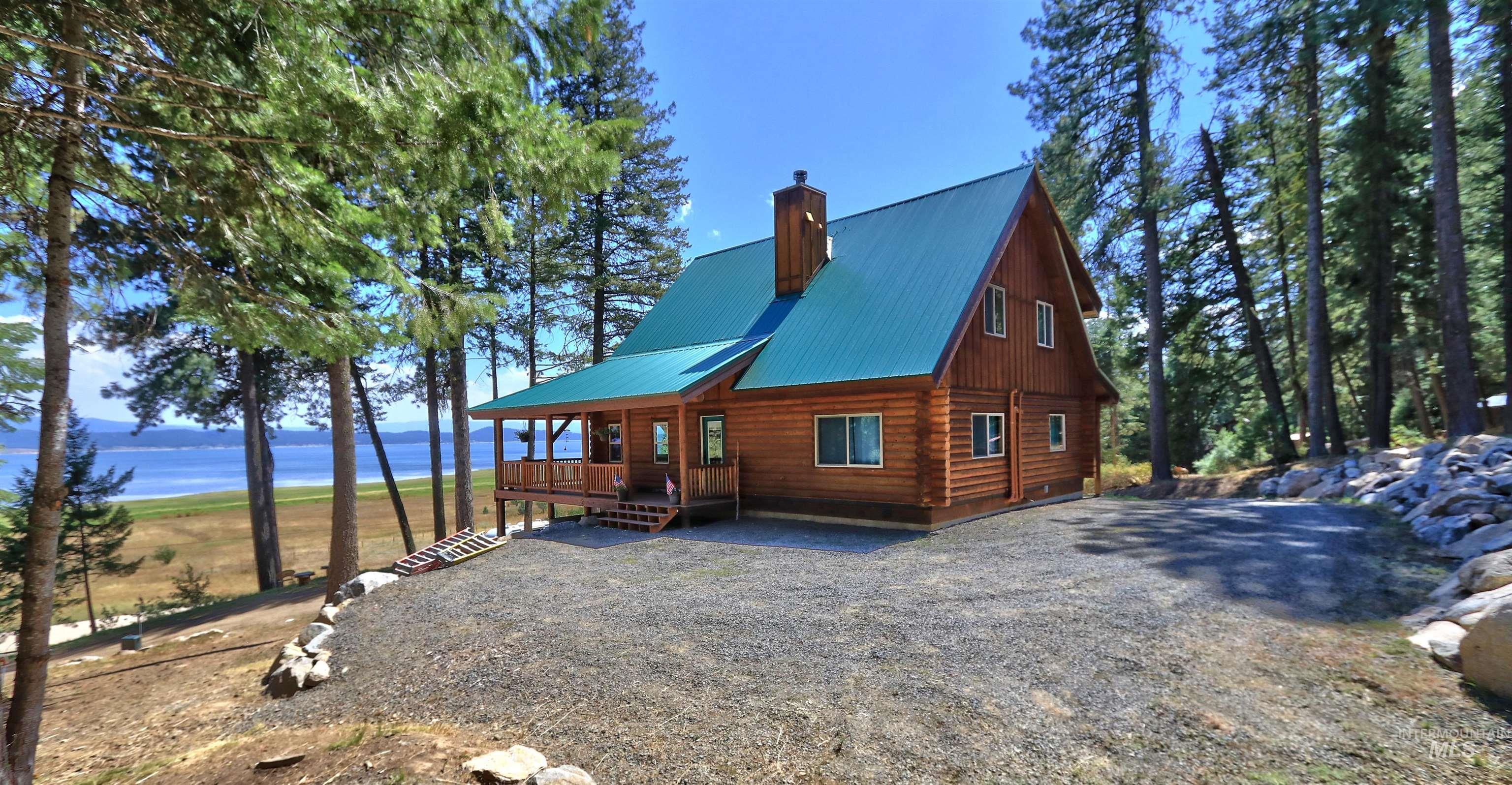 1539 West Mountain Rd, Donnelly, Idaho 83615, 3 Bedrooms, 2.5 Bathrooms, Residential For Sale, Price $1,350,000, 98932924