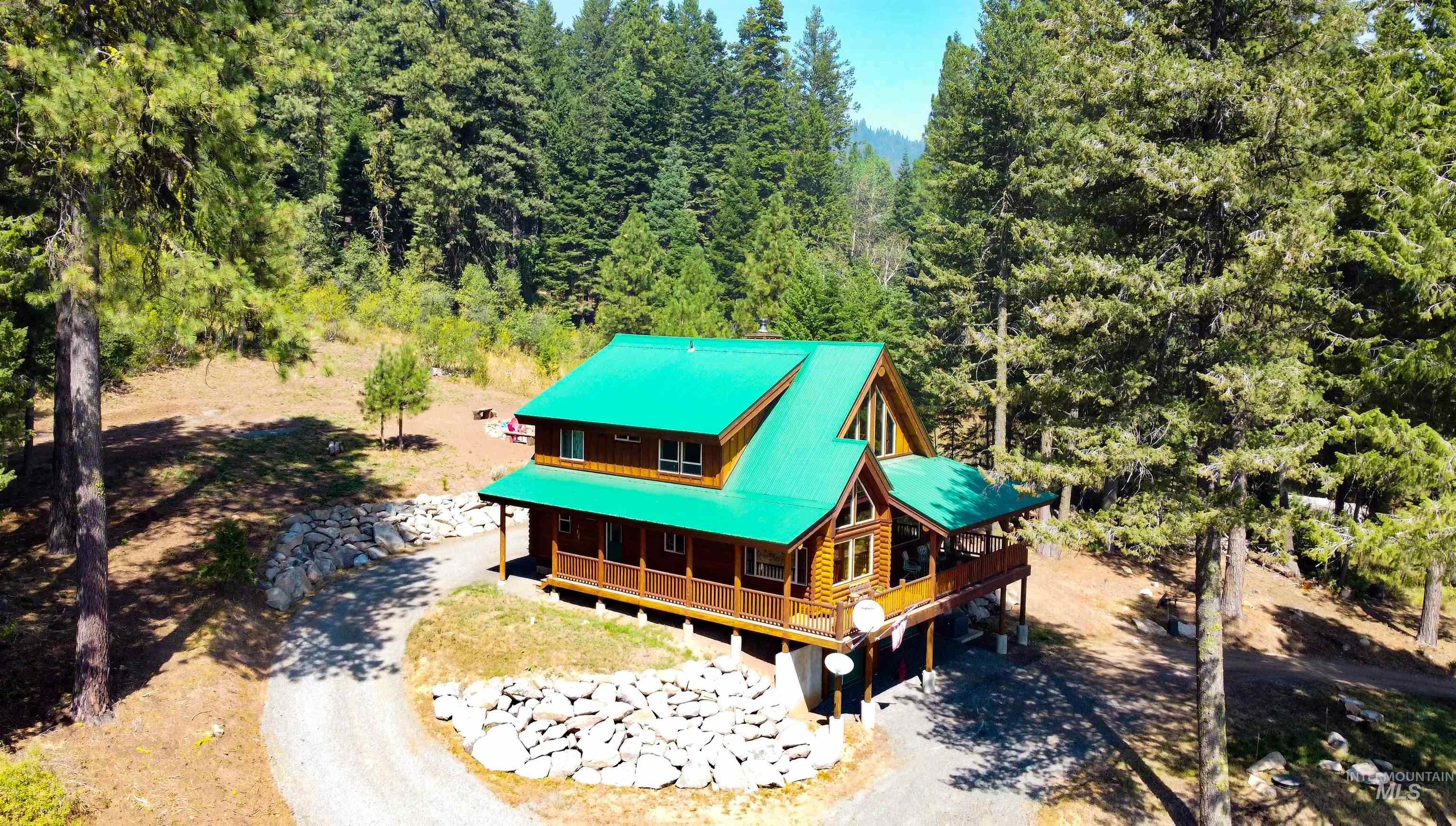 1539 West Mountain Rd, Donnelly, Idaho 83615, 3 Bedrooms, 2.5 Bathrooms, Residential For Sale, Price $1,350,000, 98932924