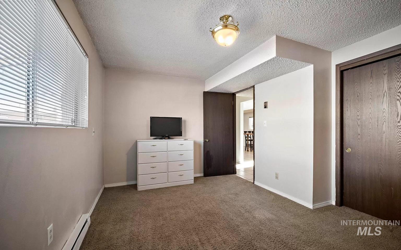 1724 & 1726 W Annett Circle, Boise, Idaho 83705, 2 Bedrooms, 1 Bathroom, Residential Income For Sale, Price $520,000, 98933057