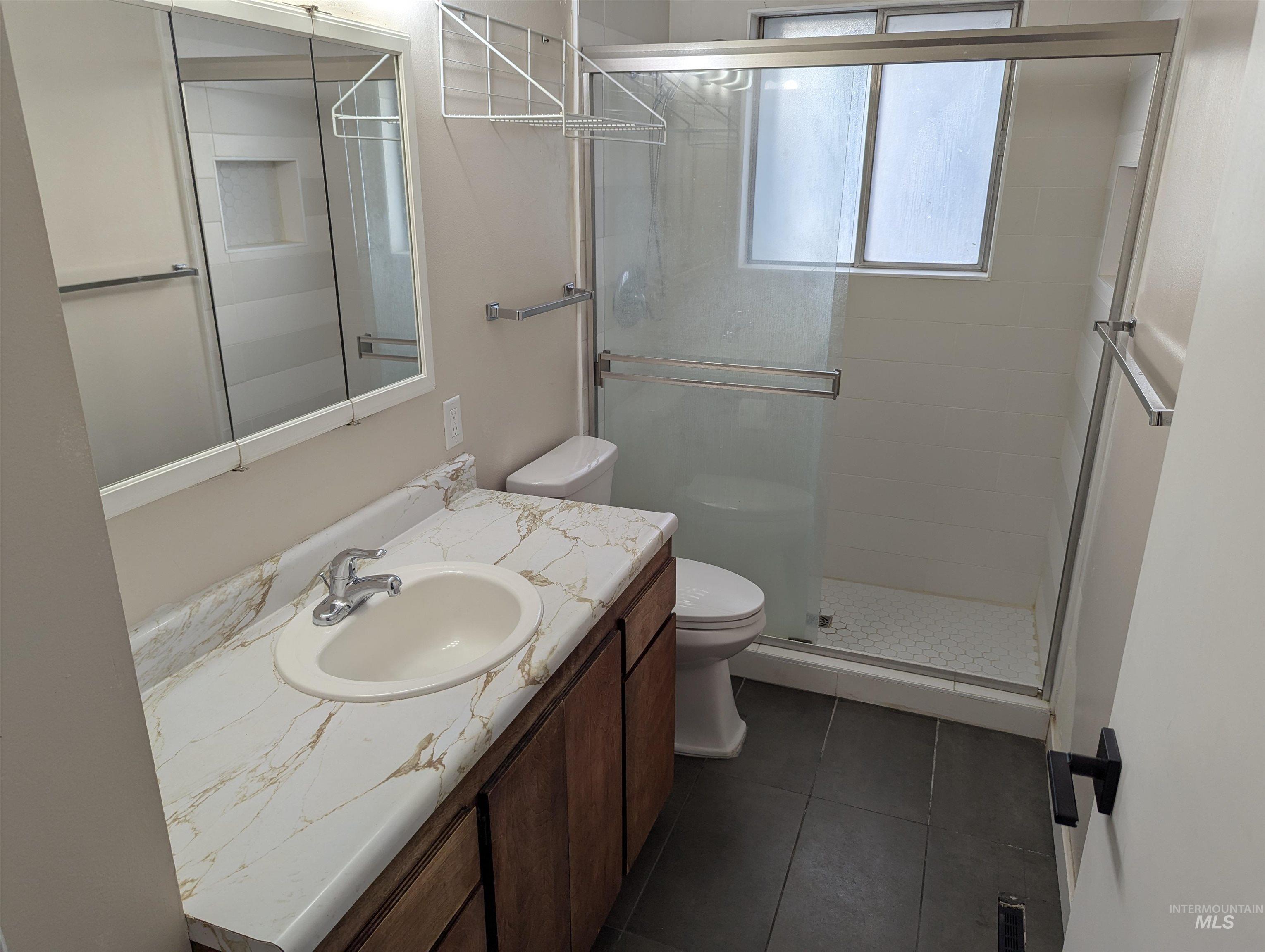 1724 & 1726 W Annett Circle, Boise, Idaho 83705, 2 Bedrooms, 1 Bathroom, Residential Income For Sale, Price $520,000, 98933057