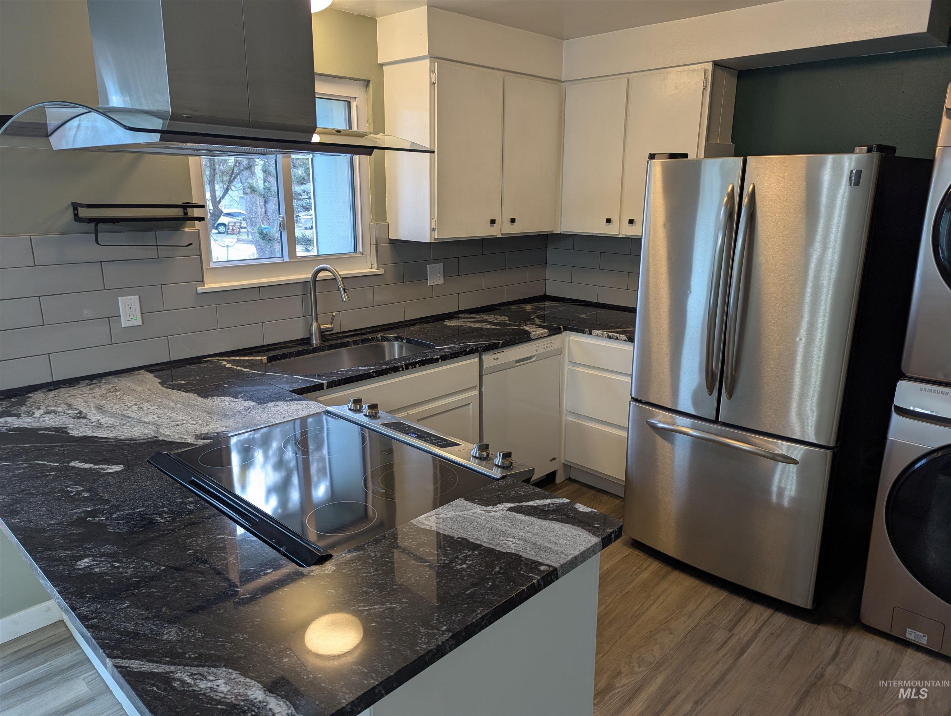 1724 & 1726 W Annett Circle, Boise, Idaho 83705, 2 Bedrooms, 1 Bathroom, Residential Income For Sale, Price $520,000, 98933057