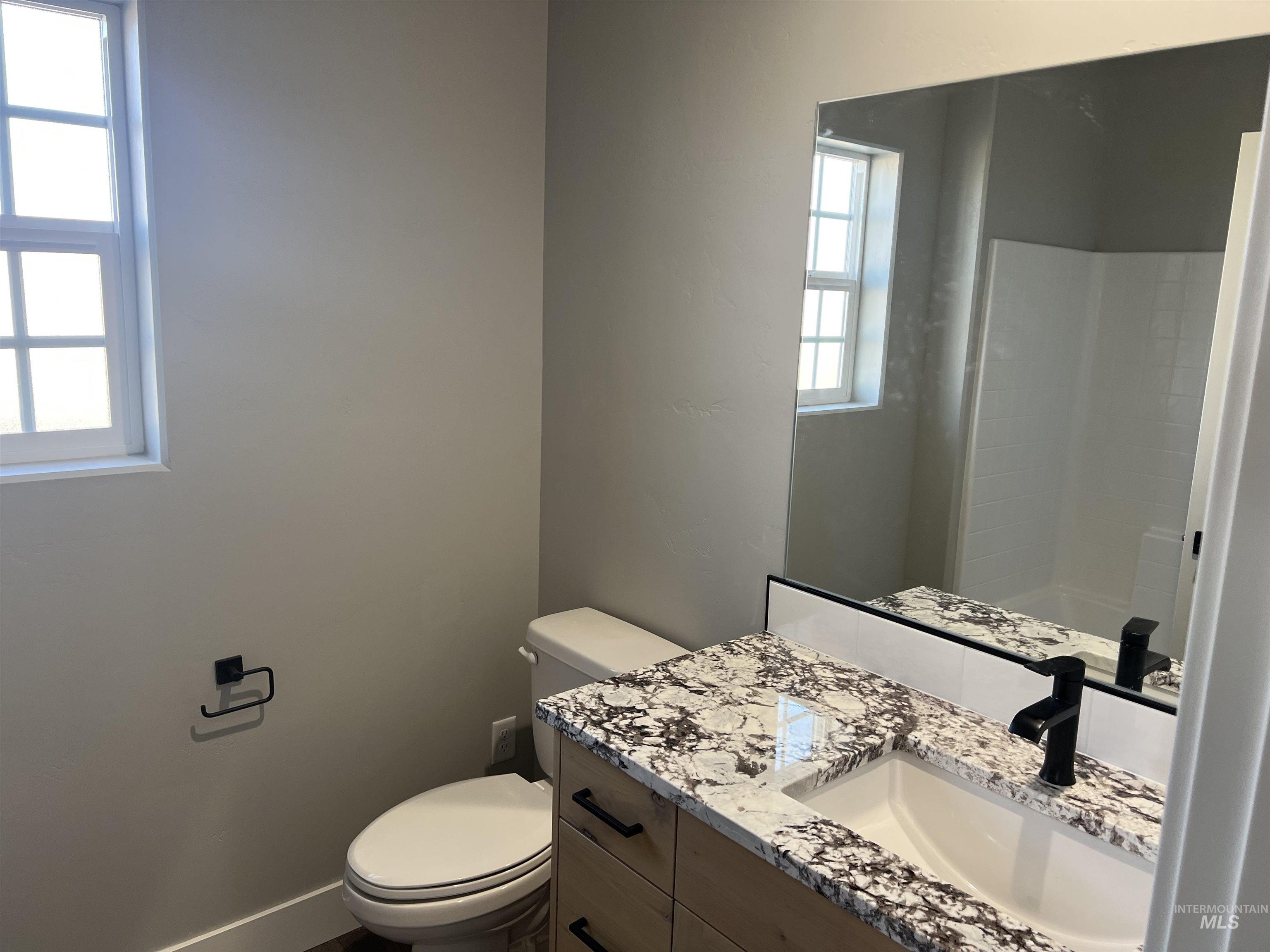 818 23rd Ave E, Jerome, Idaho 83338, 3 Bedrooms, 2 Bathrooms, Residential For Sale, Price $404,900,MLS 98933175