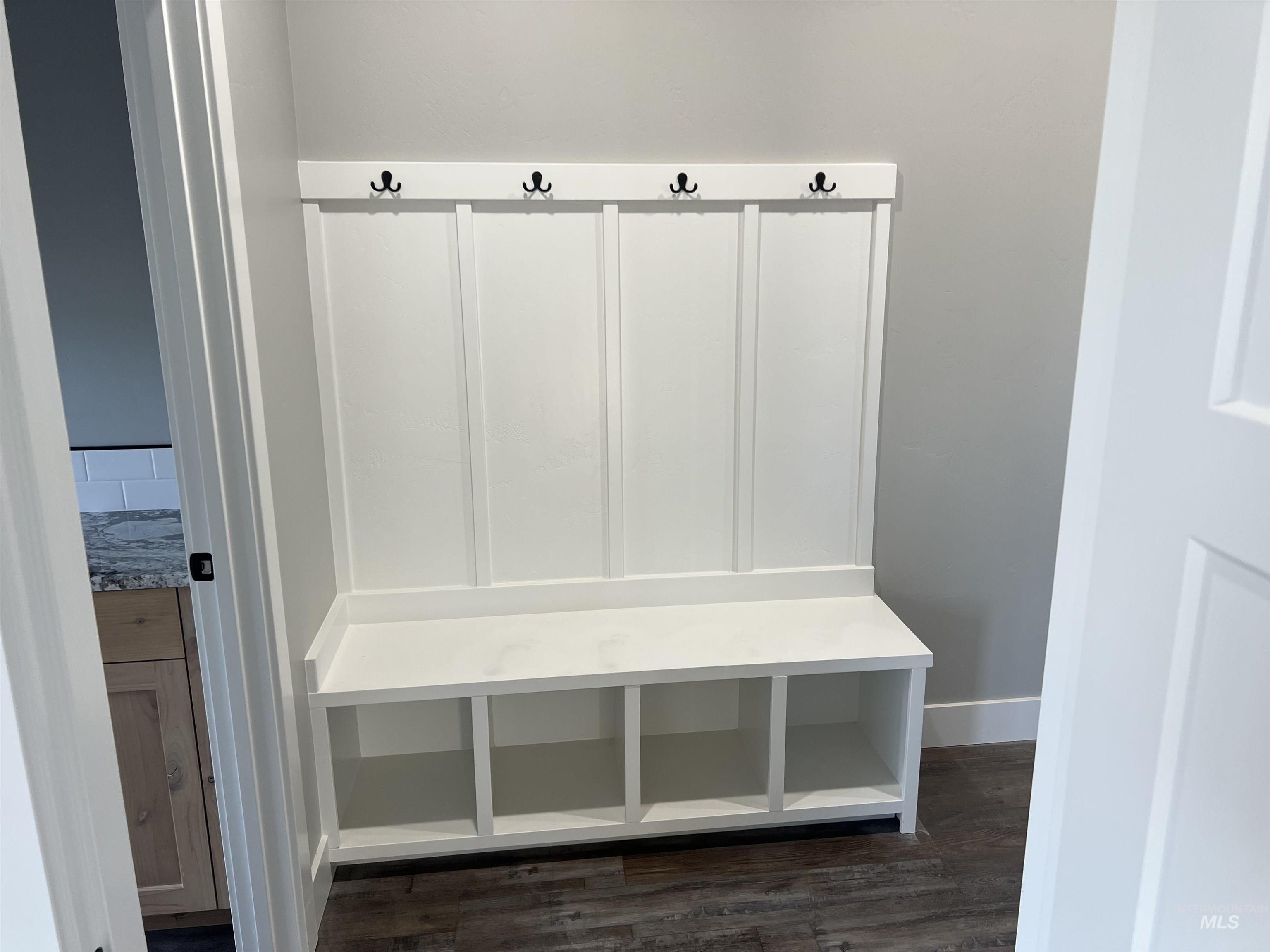 818 23rd Ave E, Jerome, Idaho 83338, 3 Bedrooms, 2 Bathrooms, Residential For Sale, Price $404,900,MLS 98933175