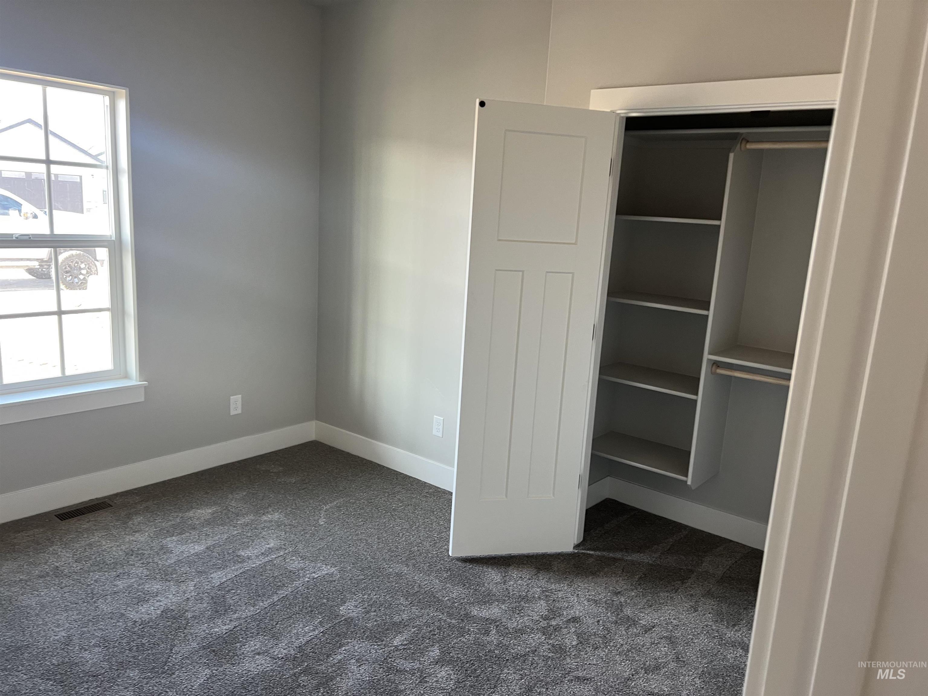 822 23rd Ave E, Jerome, Idaho 83338, 3 Bedrooms, 2.5 Bathrooms, Residential For Sale, Price $409,000,MLS 98933178