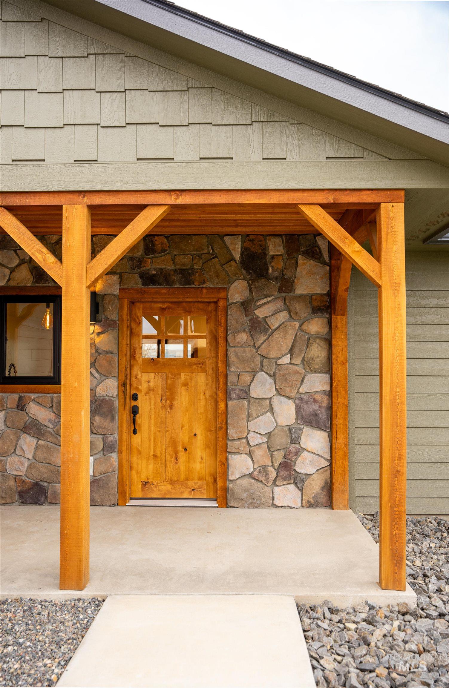 2219 Powers Drive, Lewiston, Idaho 83501, 3 Bedrooms, 2.5 Bathrooms, Residential For Sale, Price $523,000,MLS 98933264