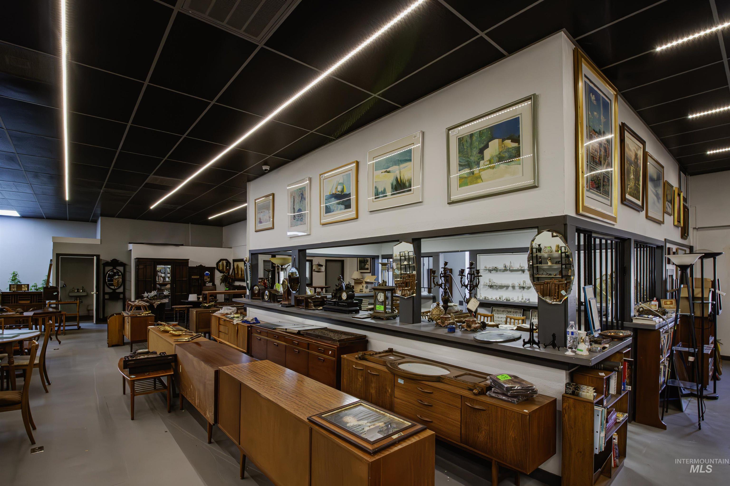 448 N Oregon Street, Ontario, Oregon 97914, Business/Commercial For Sale, Price $1,750,000, 98933272