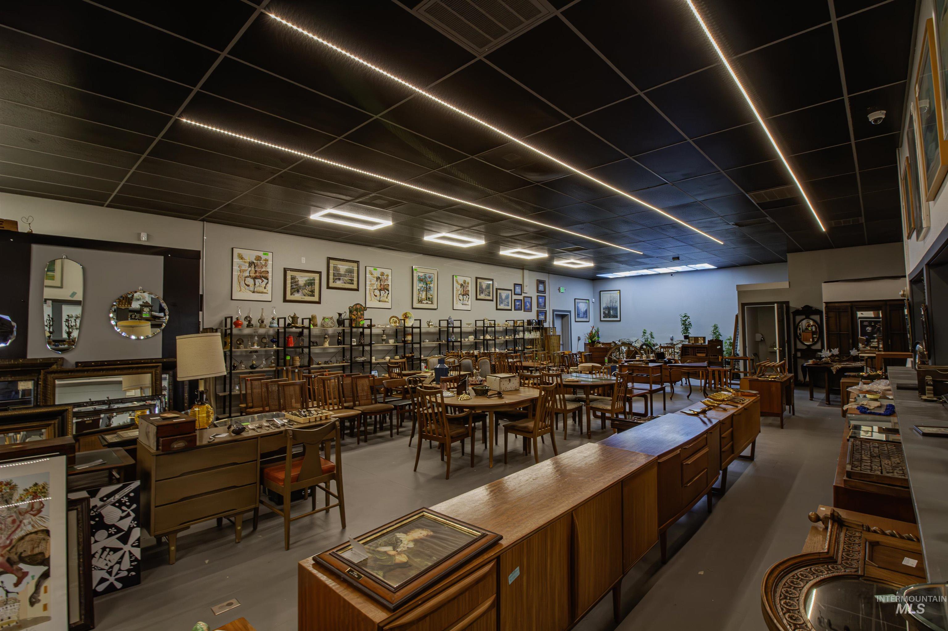 448 N Oregon Street, Ontario, Oregon 97914, Business/Commercial For Sale, Price $1,750,000, 98933272