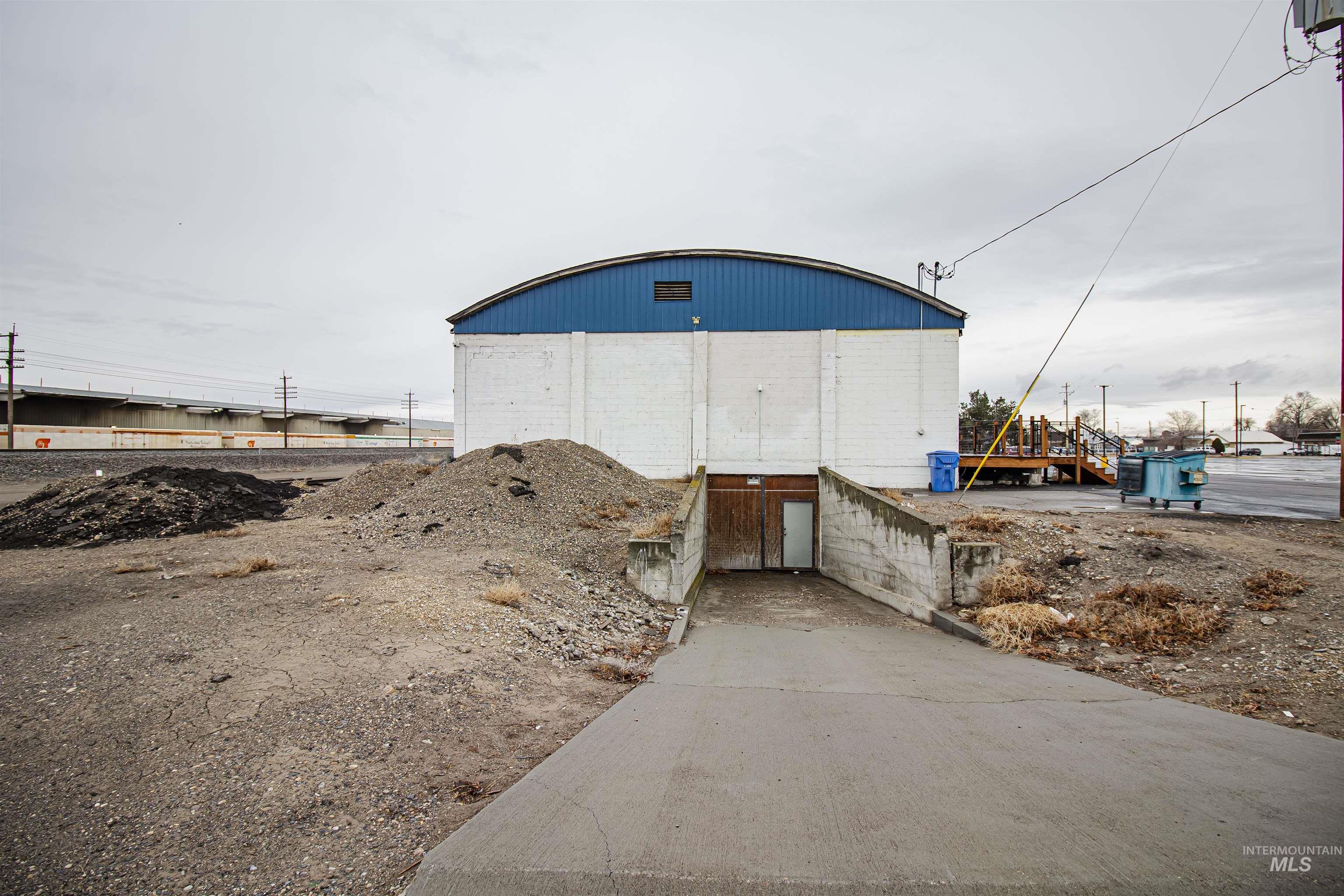 448 N Oregon Street, Ontario, Oregon 97914, Business/Commercial For Sale, Price $1,750,000, 98933272