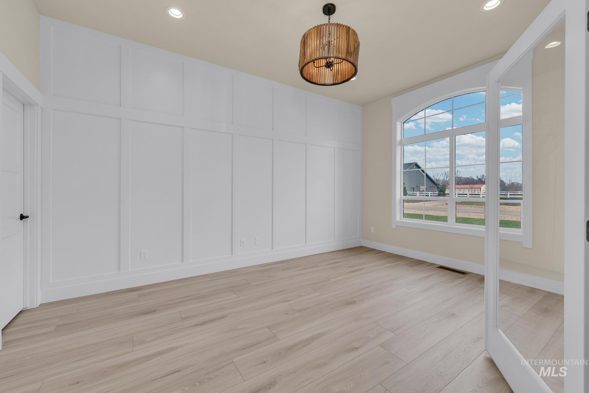 24959 Belgian Way, Middleton, Idaho 83644, 4 Bedrooms, 3.5 Bathrooms, Residential For Sale, Price $1,100,000,MLS 98933562