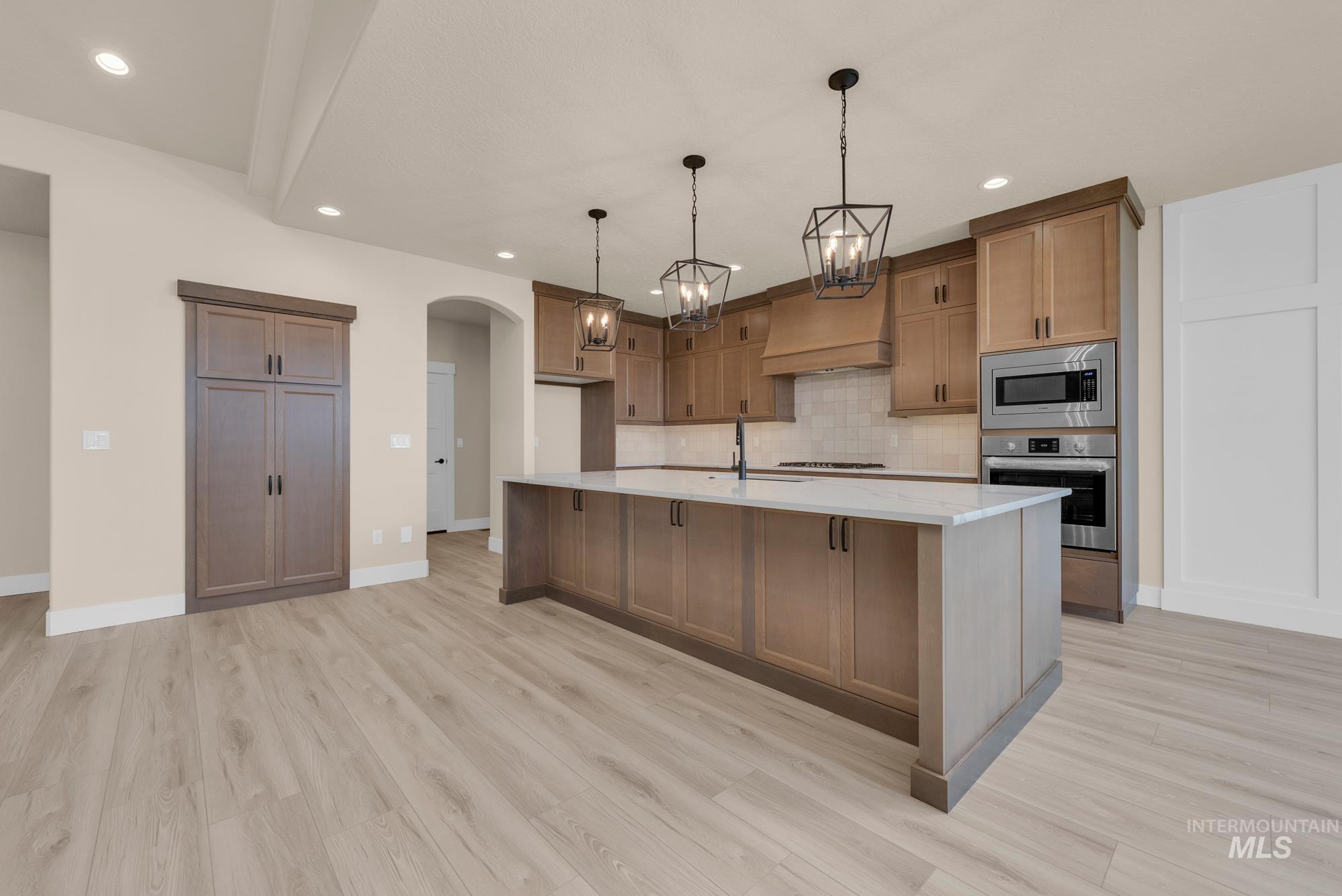 24959 Belgian Way, Middleton, Idaho 83644, 4 Bedrooms, 3.5 Bathrooms, Residential For Sale, Price $1,100,000,MLS 98933562