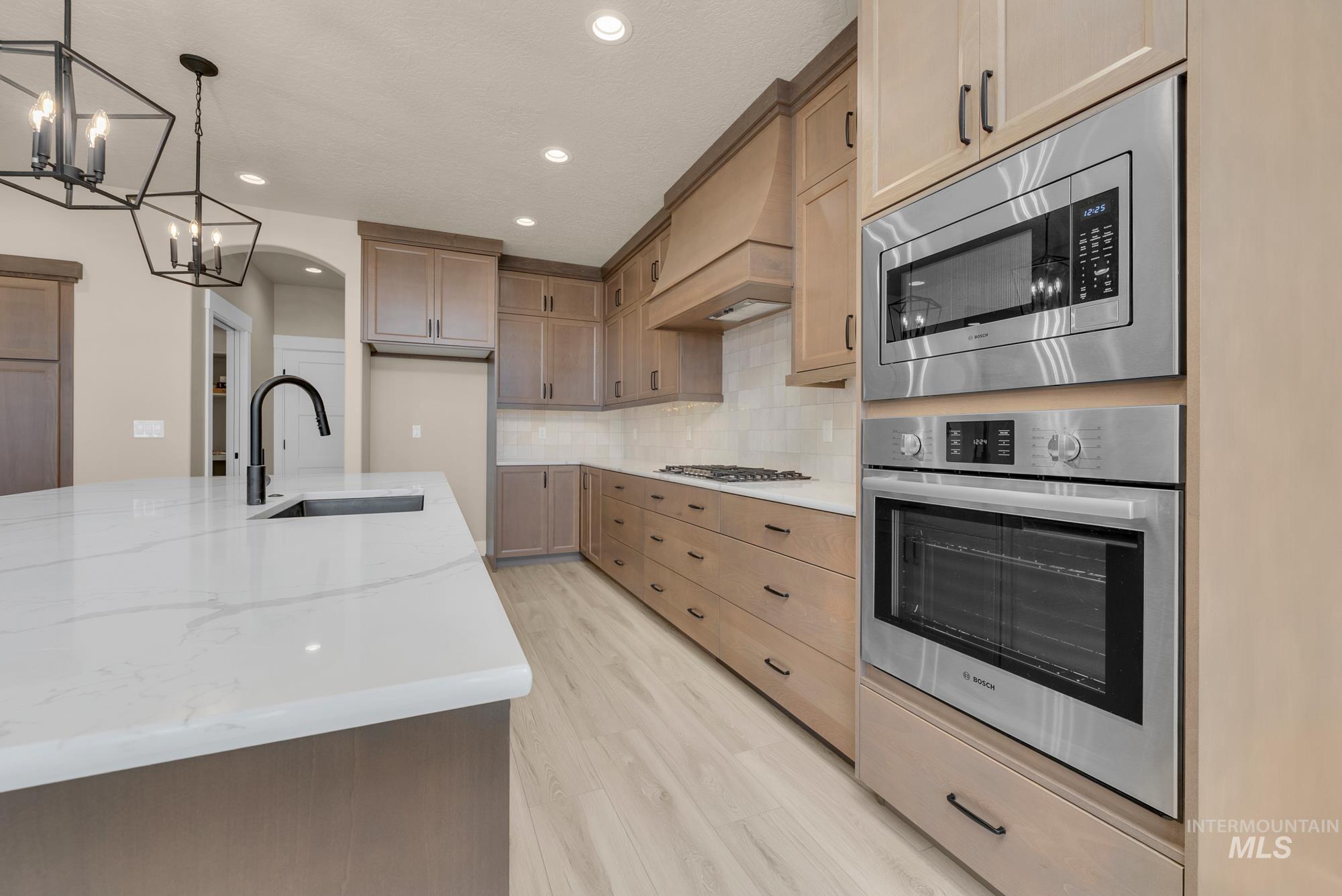 24959 Belgian Way, Middleton, Idaho 83644, 4 Bedrooms, 3.5 Bathrooms, Residential For Sale, Price $1,100,000,MLS 98933562