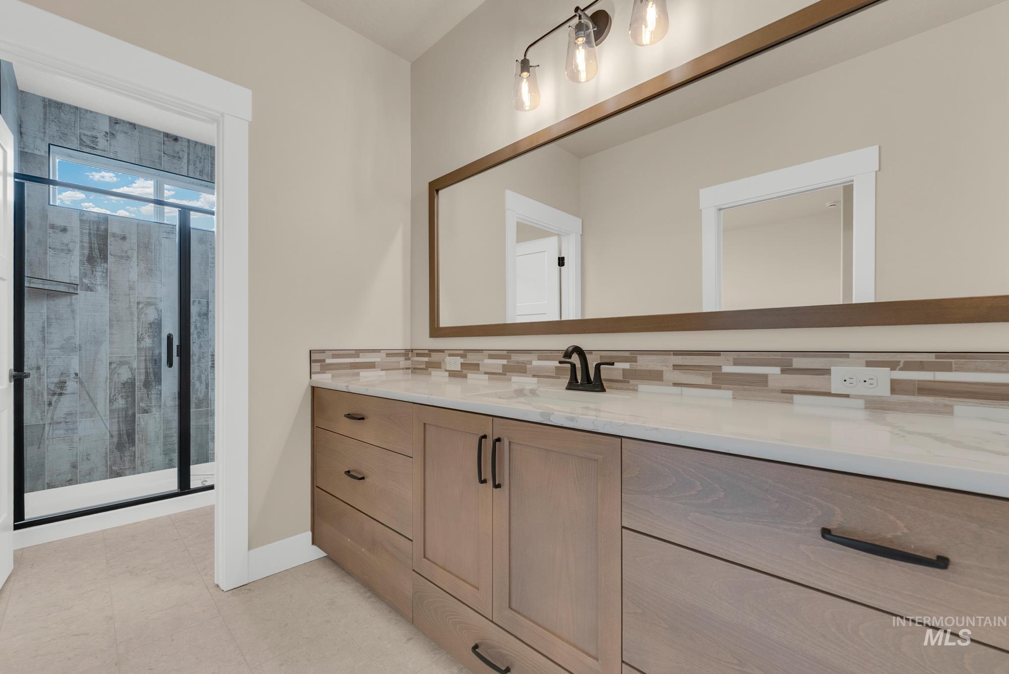 24959 Belgian Way, Middleton, Idaho 83644, 4 Bedrooms, 3.5 Bathrooms, Residential For Sale, Price $1,100,000,MLS 98933562