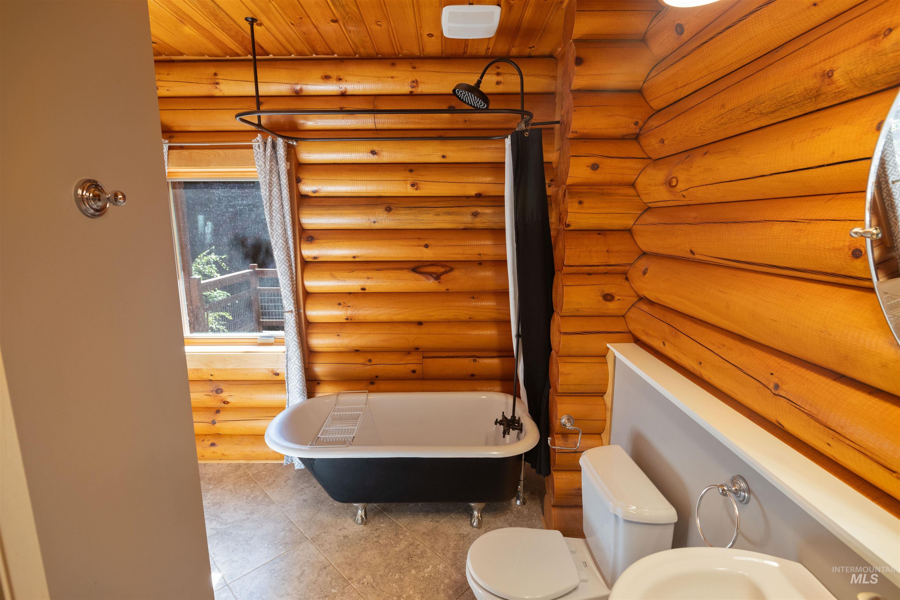 117 Suttler Creek, Kooskia, Idaho 83539, 3 Bedrooms, 3 Bathrooms, Residential For Sale, Price $999,999, 98934331