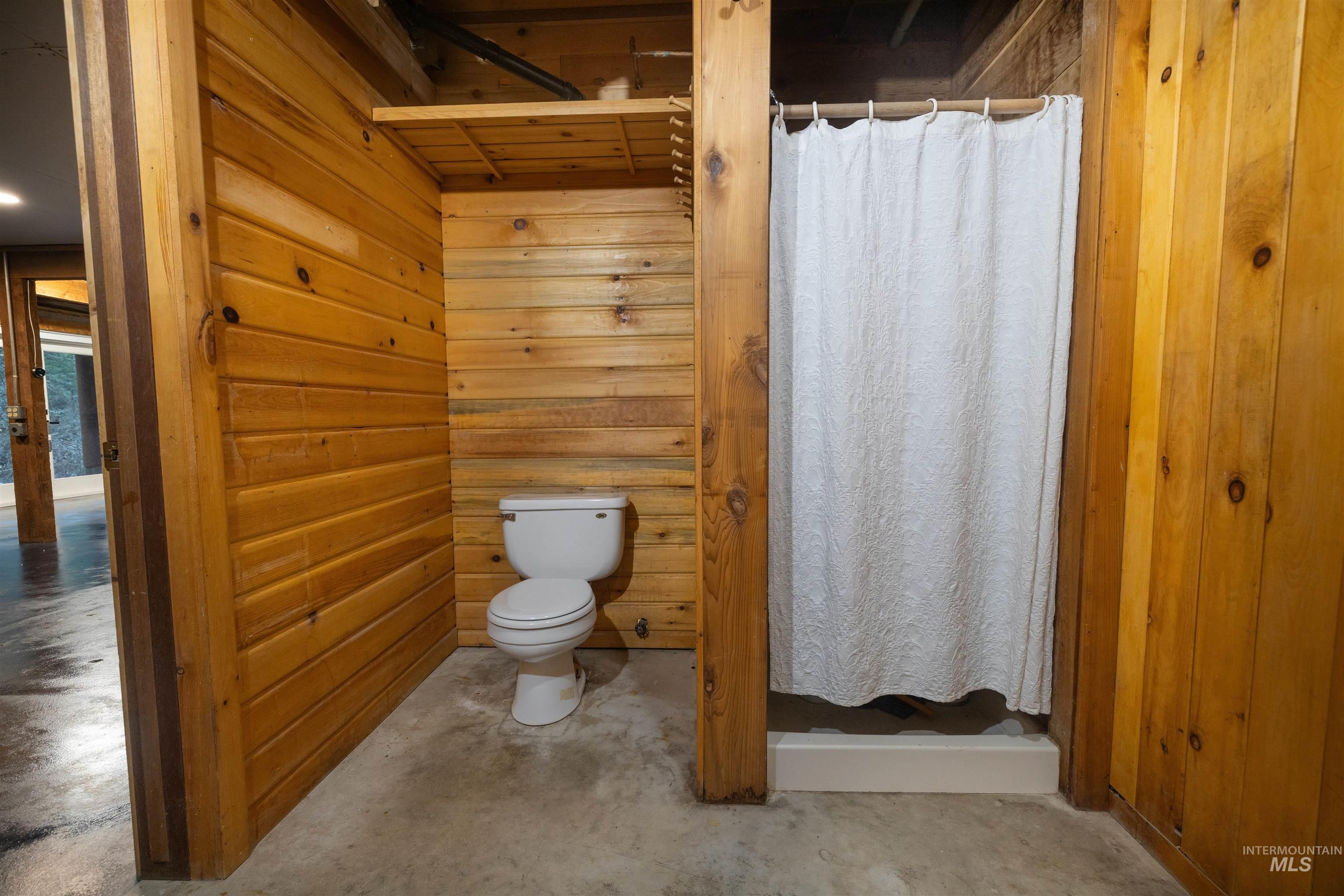 117 Suttler Creek, Kooskia, Idaho 83539, 3 Bedrooms, 3 Bathrooms, Residential For Sale, Price $999,999, 98934331