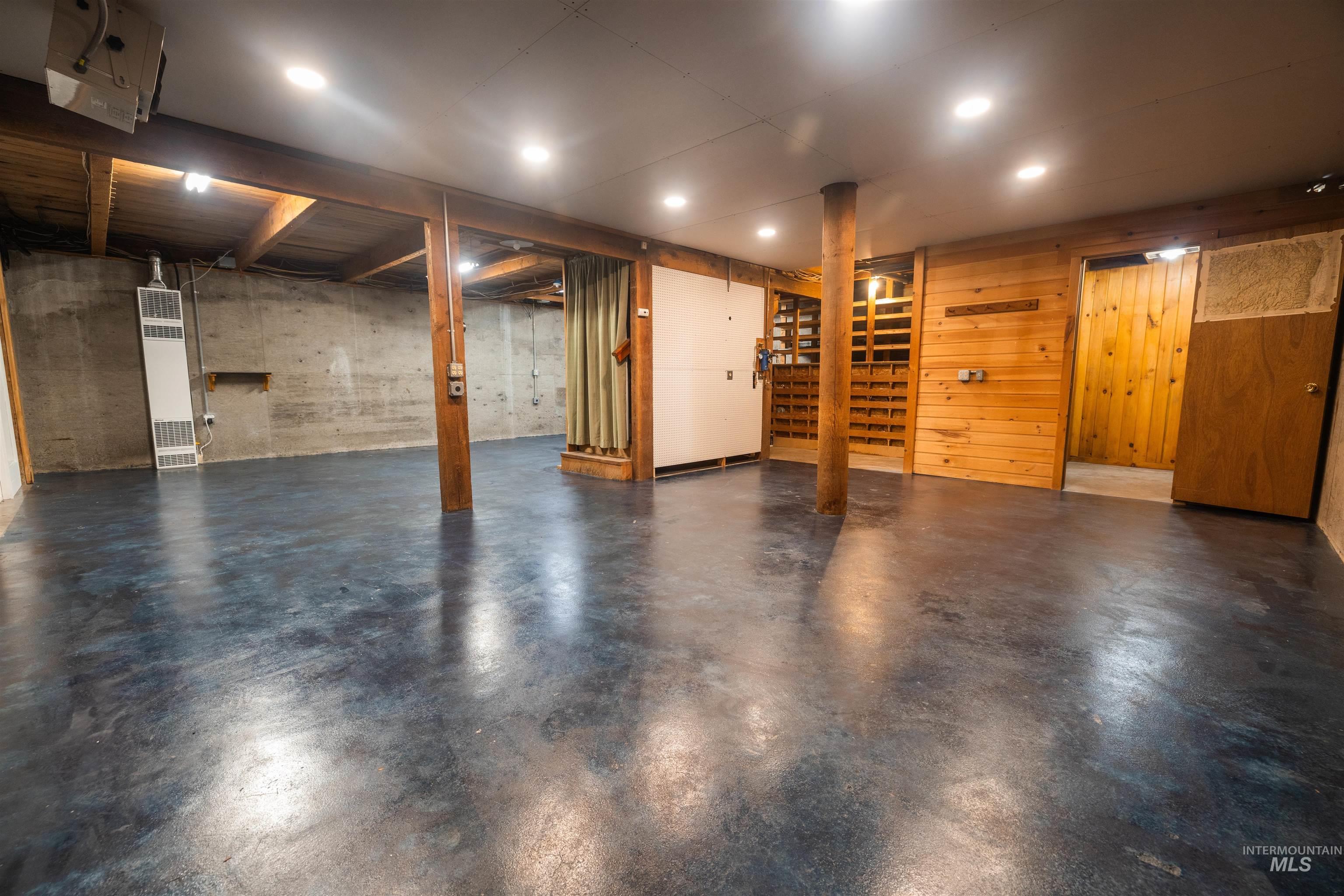 117 Suttler Creek, Kooskia, Idaho 83539, 3 Bedrooms, 3 Bathrooms, Residential For Sale, Price $999,999, 98934331