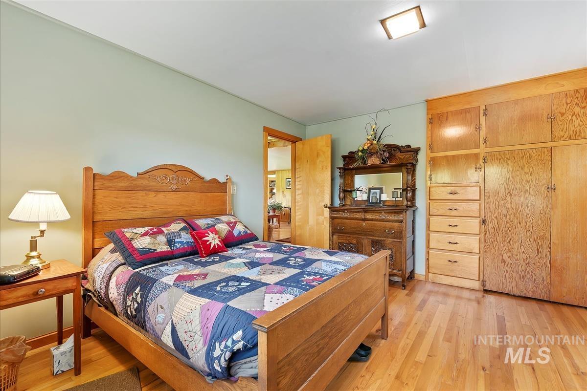 798 & 806 High Valley Rd, High Valley, Idaho 83611, 4 Bedrooms, 2 Bathrooms, Residential For Sale, Price $695,000, 98934520