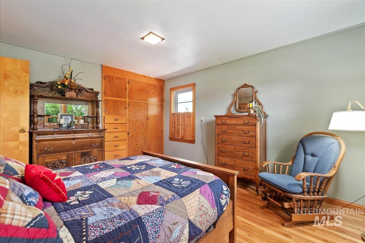 798 & 806 High Valley Rd, High Valley, Idaho 83611, 4 Bedrooms, 2 Bathrooms, Residential For Sale, Price $695,000, 98934520