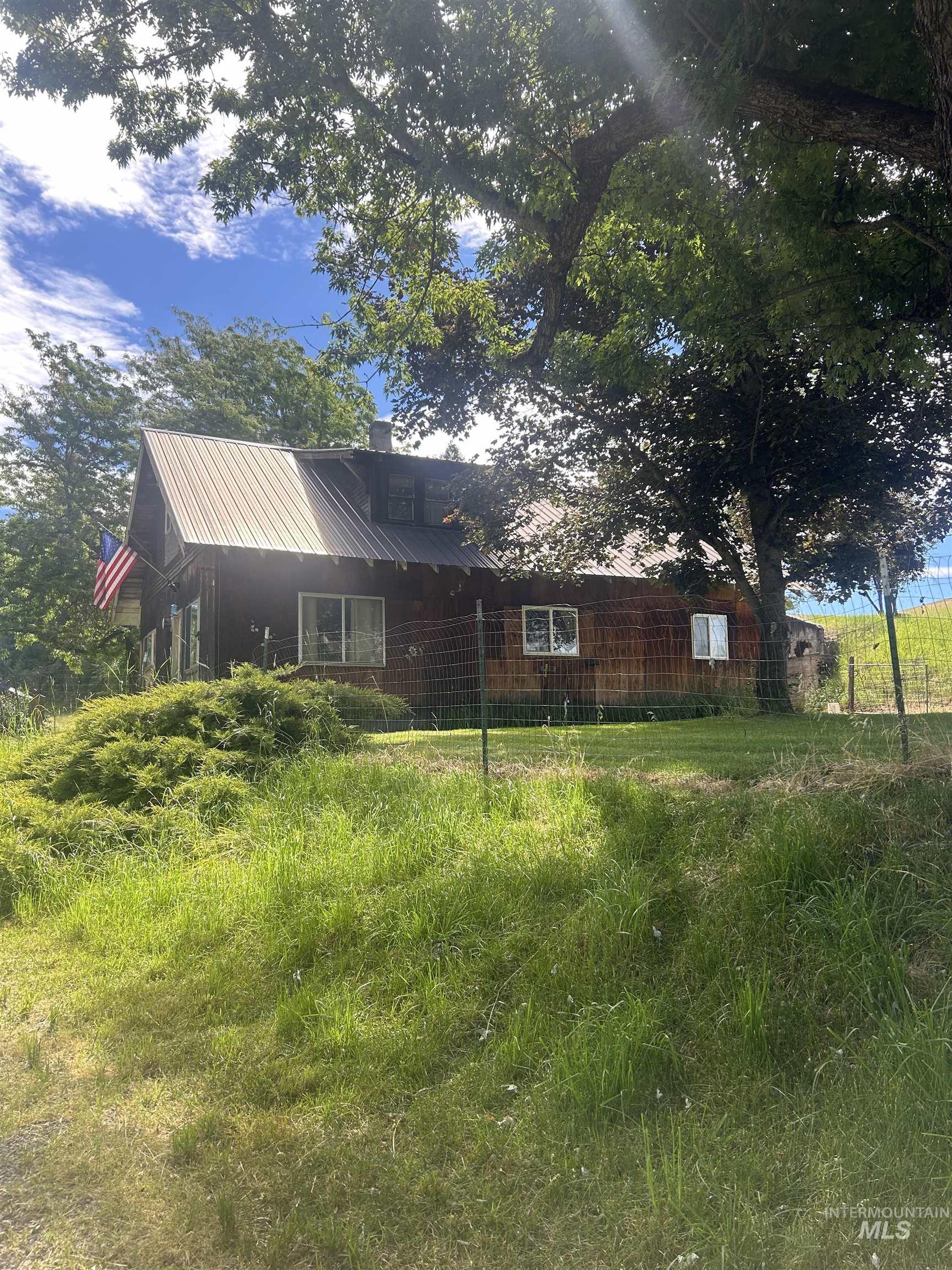 698 Leitch Creek Rd, Kooskia, Idaho 83539, 2 Bedrooms, 1 Bathroom, Residential For Sale, Price $549,000,MLS 98934859