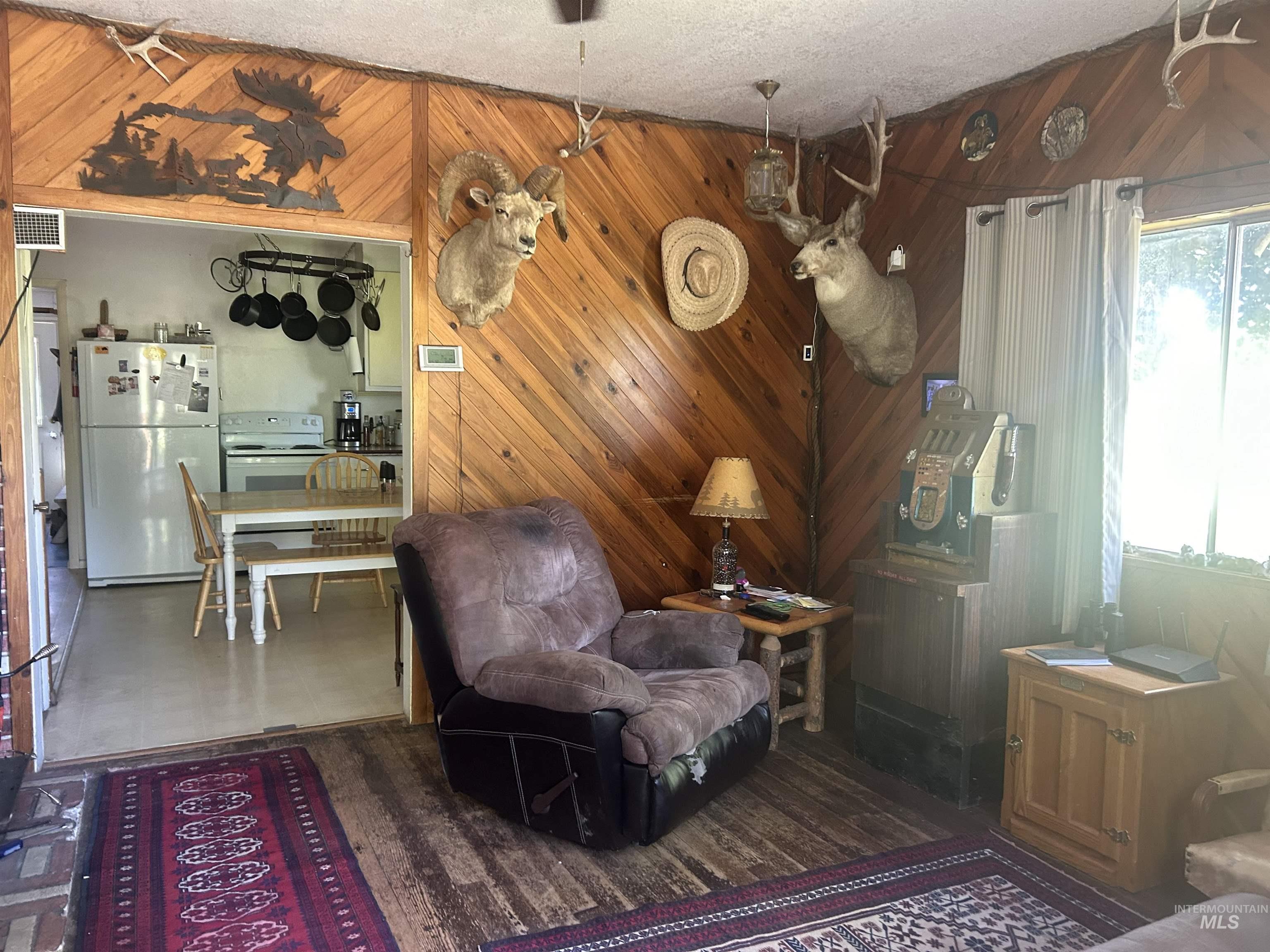 698 Leitch Creek Rd, Kooskia, Idaho 83539, 2 Bedrooms, 1 Bathroom, Residential For Sale, Price $549,000,MLS 98934859