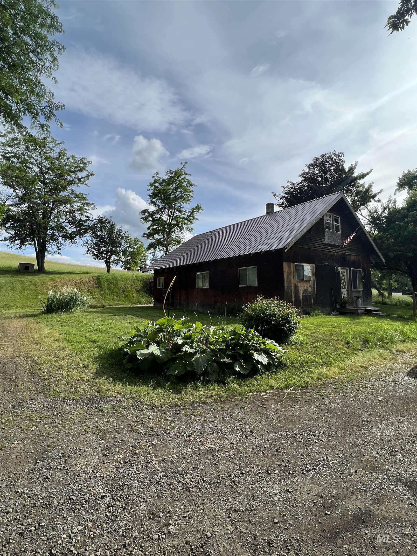 698 Leitch Creek Rd, Kooskia, Idaho 83539, 2 Bedrooms, 1 Bathroom, Residential For Sale, Price $549,000,MLS 98934859