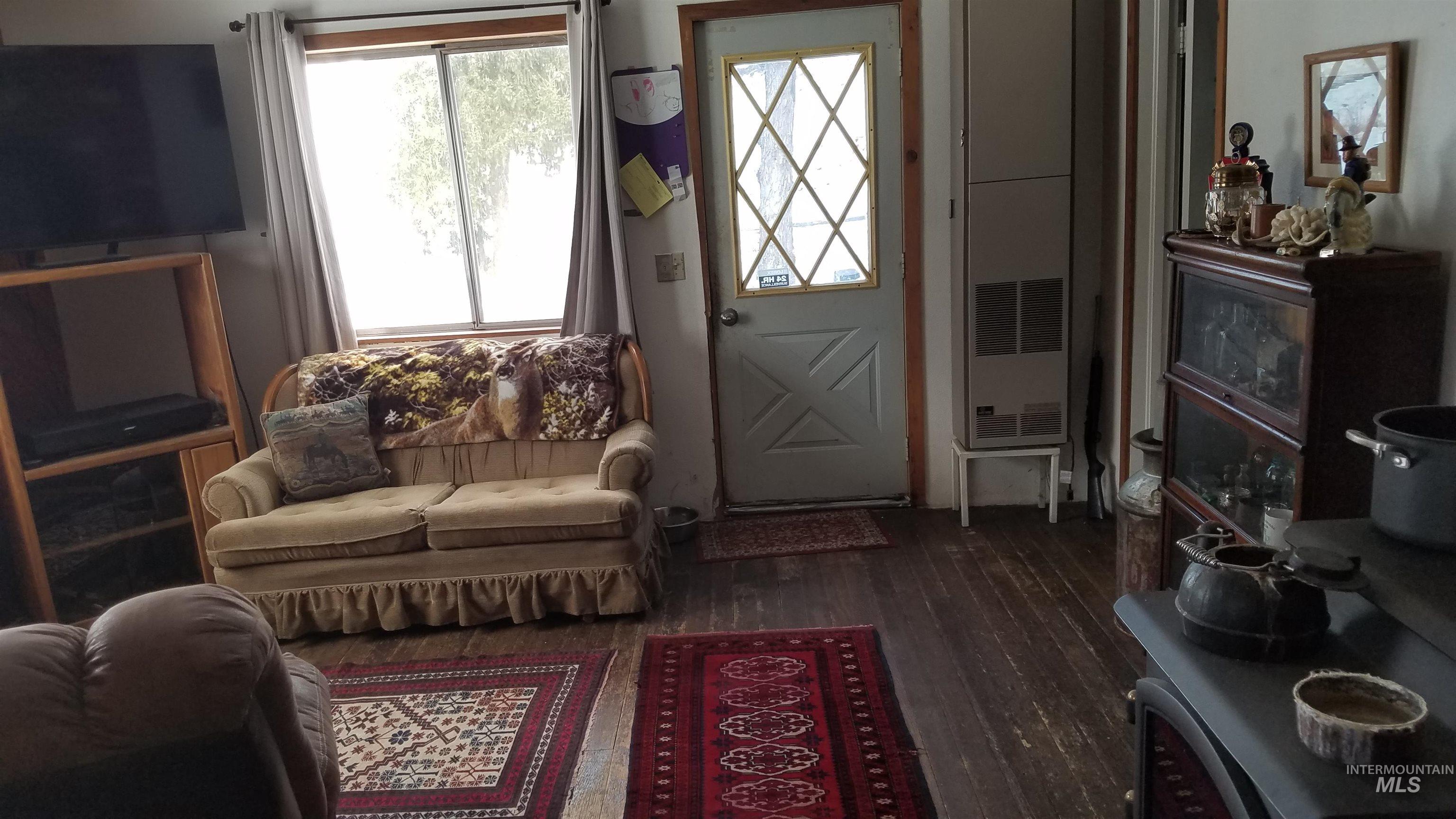 698 Leitch Creek Rd, Kooskia, Idaho 83539, 2 Bedrooms, 1 Bathroom, Residential For Sale, Price $549,000,MLS 98934859