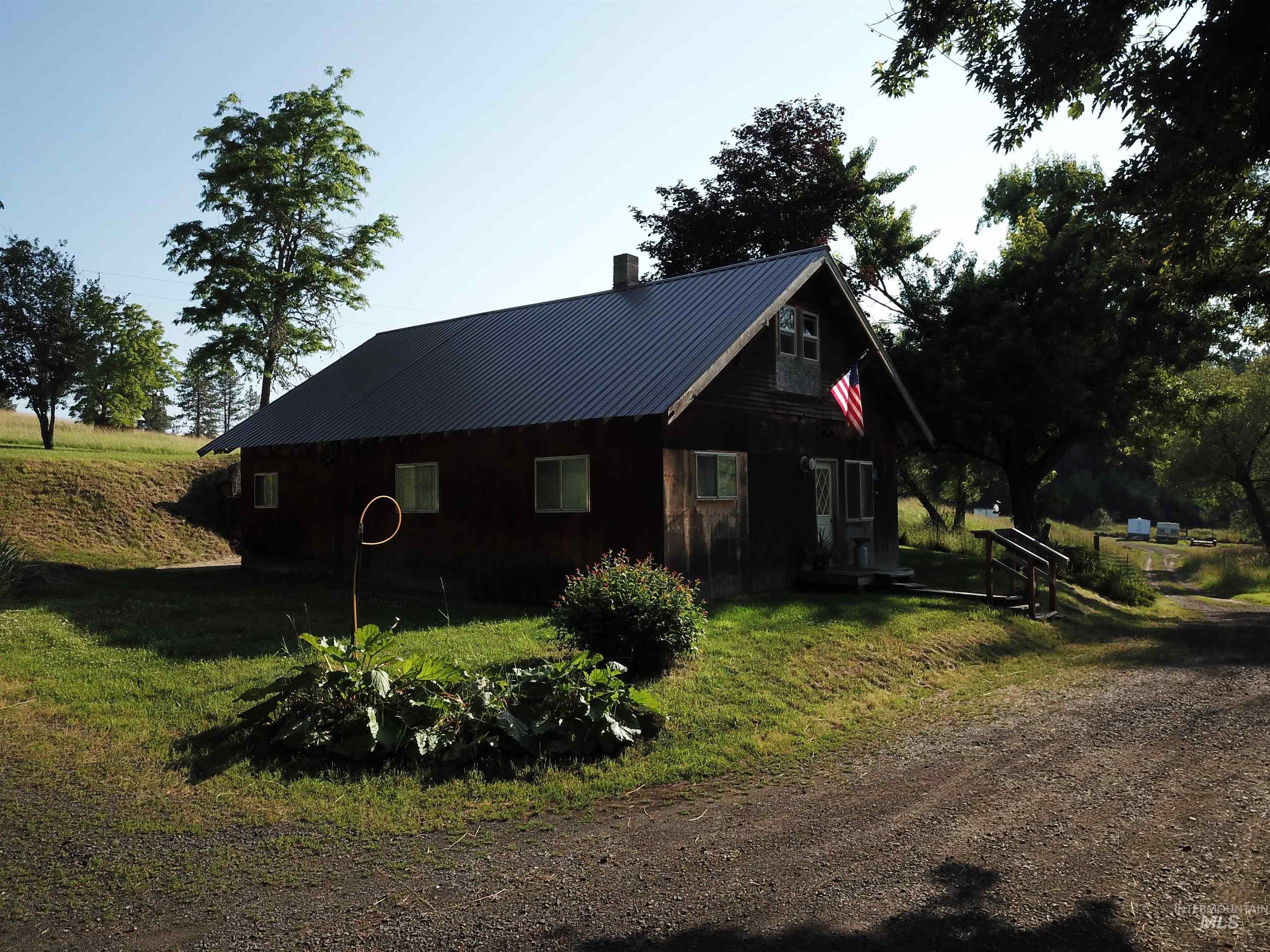 698 Leitch Creek Rd, Kooskia, Idaho 83539, 2 Bedrooms, 1 Bathroom, Residential For Sale, Price $549,000,MLS 98934859