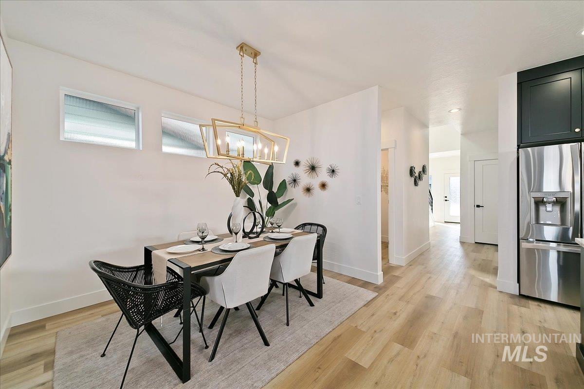 8174 N Breezy Ave, Boise, Idaho 83714, 3 Bedrooms, 2.5 Bathrooms, Residential For Sale, Price $600,000,MLS 98934929