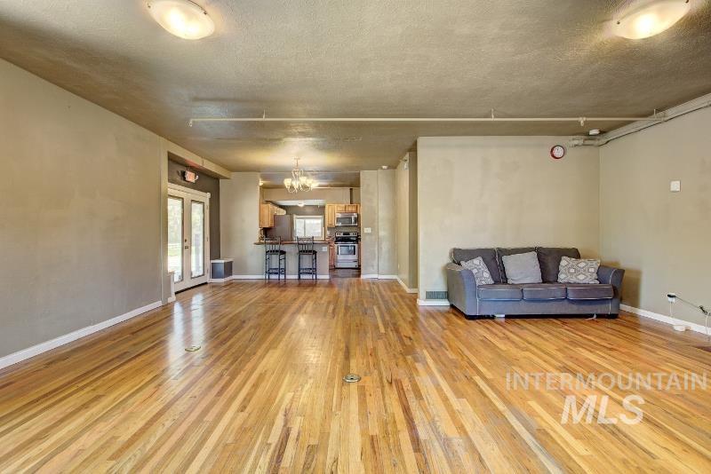 710 E Linden St, Caldwell, Idaho 83605, 4 Bedrooms, 3 Bathrooms, Residential For Sale, Price $574,900, 98935646