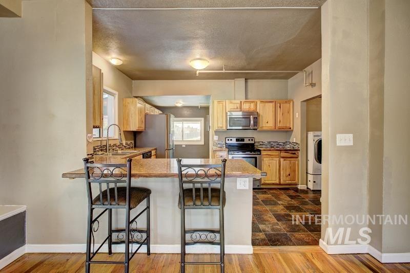 710 E Linden St, Caldwell, Idaho 83605, 4 Bedrooms, 3 Bathrooms, Residential For Sale, Price $574,900, 98935646