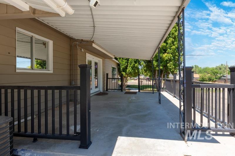 710 E Linden St, Caldwell, Idaho 83605, 4 Bedrooms, 3 Bathrooms, Residential For Sale, Price $574,900, 98935646