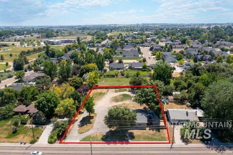 710 E Linden St, Caldwell, Idaho 83605, 4 Bedrooms, 2 Bathrooms, Residential Income For Sale, Price $574,900, 98935648