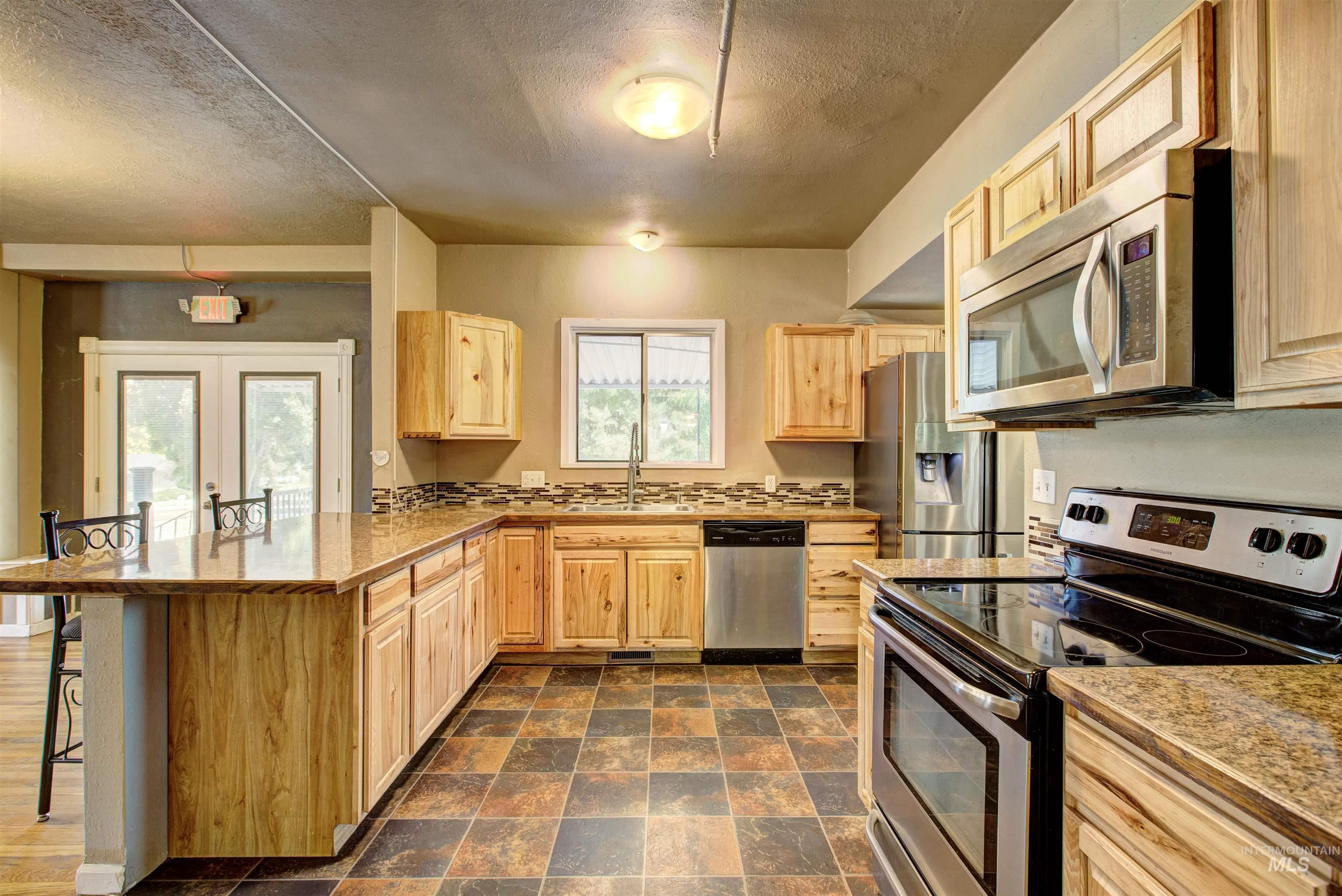 710 E Linden St., Caldwell, Idaho 83605, 4 Bedrooms, Business/Commercial For Sale, Price $574,900, 98935649