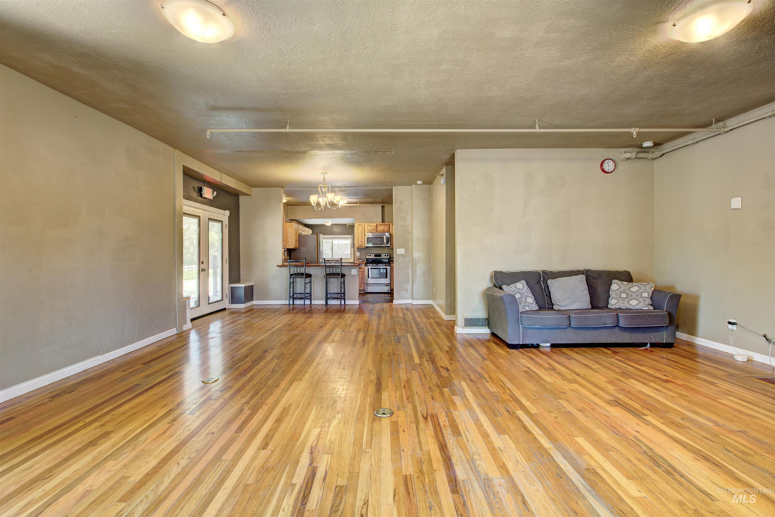 710 E Linden St., Caldwell, Idaho 83605, 4 Bedrooms, Business/Commercial For Sale, Price $574,900, 98935649