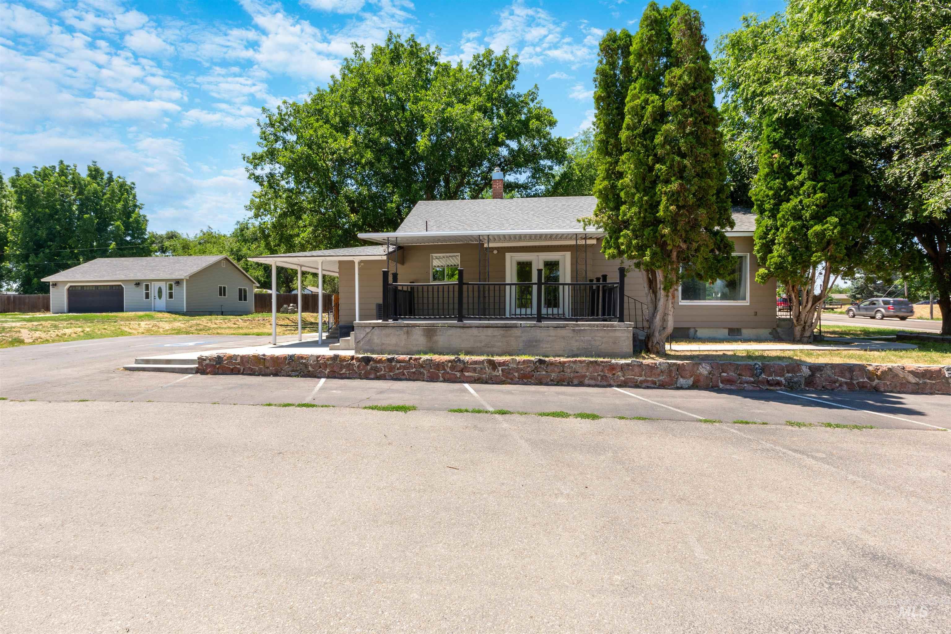 710 E Linden St., Caldwell, Idaho 83605, 4 Bedrooms, Business/Commercial For Sale, Price $574,900, 98935649