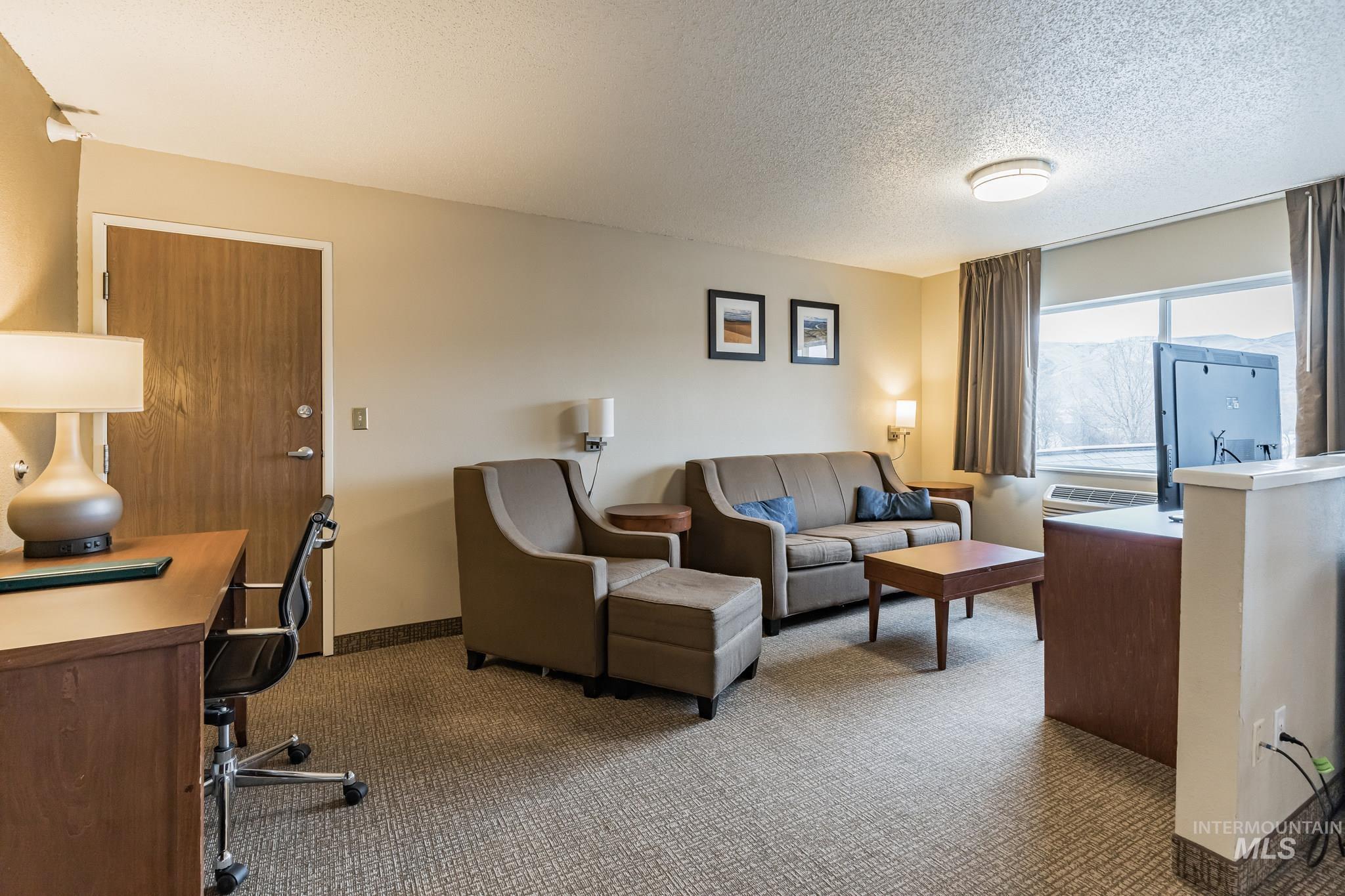 2128 8th Ave, Lewiston, Idaho 83501, 52 Rooms, Business/Commercial For Sale, Price $6,700,000,MLS 98935669