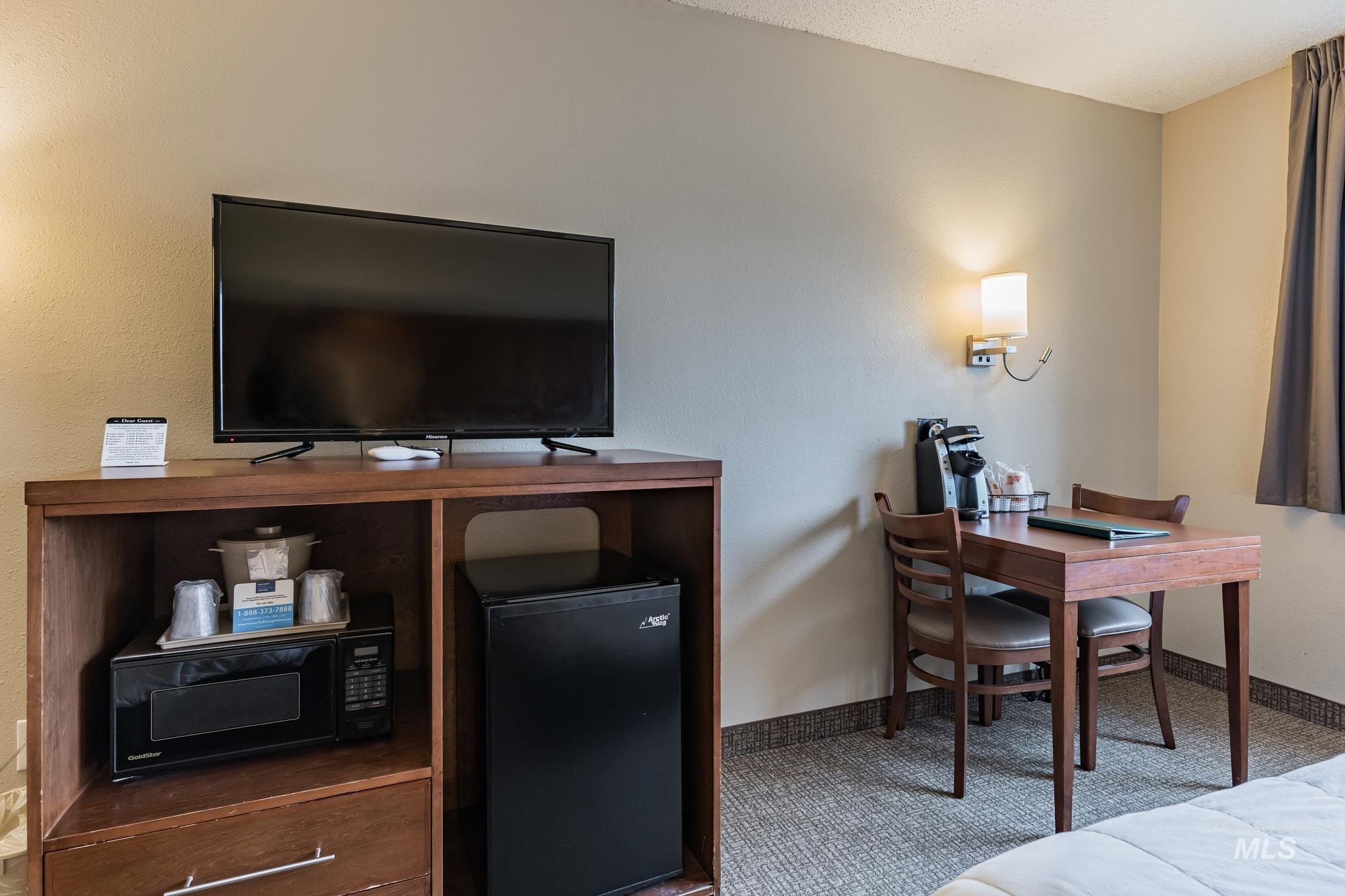 2128 8th Ave, Lewiston, Idaho 83501, 52 Rooms, Business/Commercial For Sale, Price $6,700,000,MLS 98935669