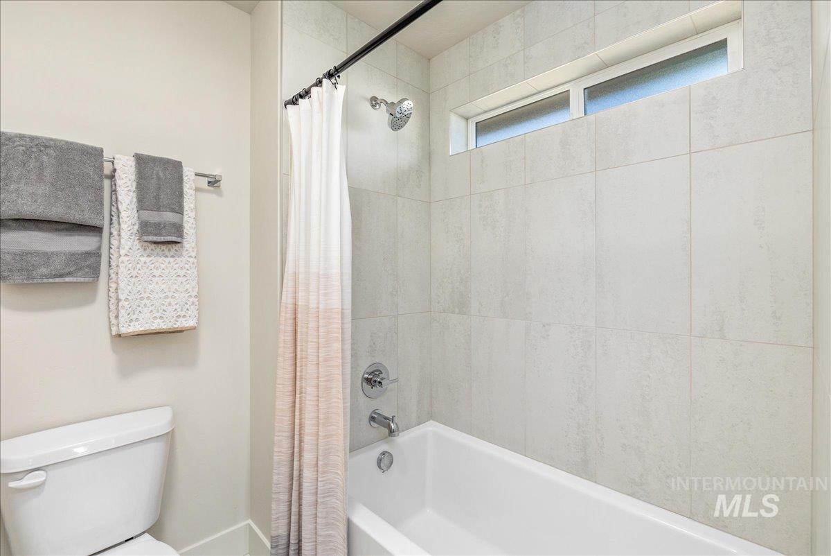 TBD Commerce Comet, Caldwell, Idaho 83607, 5 Bedrooms, 3.5 Bathrooms, Residential For Sale, Price $1,275,000,MLS 98935784