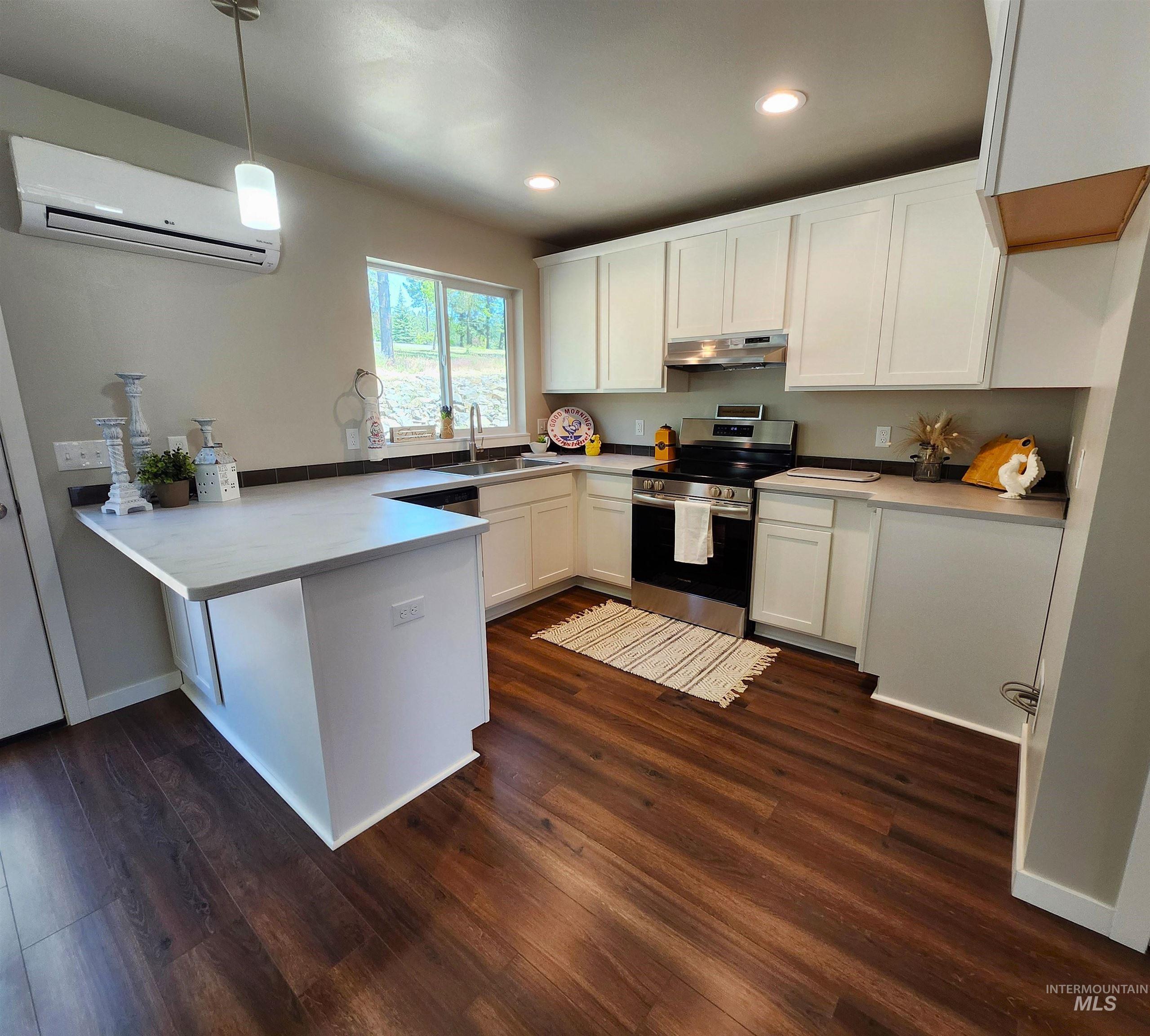 102 Highline Lane, Potlatch, Idaho 83855-0000, 4 Bedrooms, 3.5 Bathrooms, Residential For Sale, Price $344,900,MLS 98935864