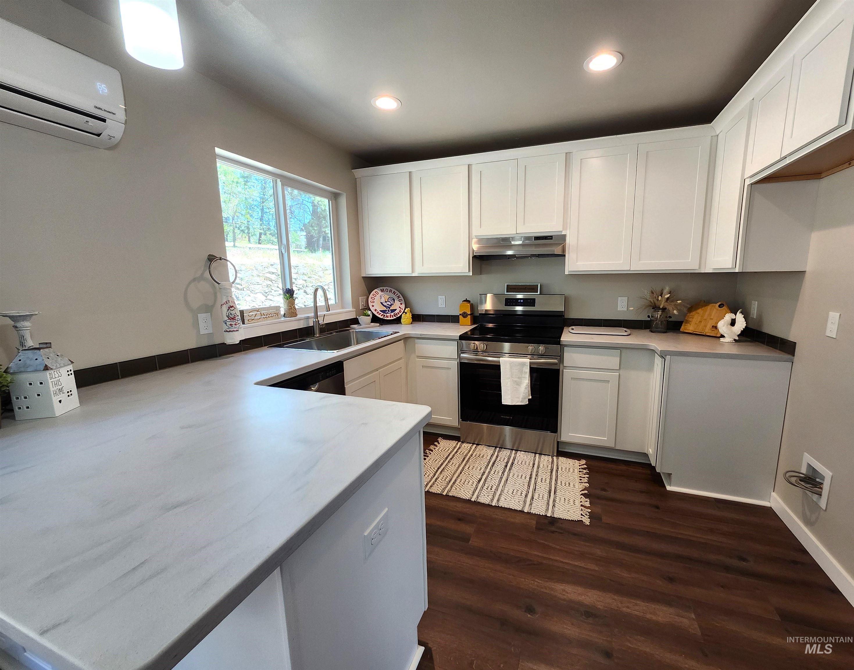 102 Highline Lane, Potlatch, Idaho 83855-0000, 4 Bedrooms, 3.5 Bathrooms, Residential For Sale, Price $344,900,MLS 98935864