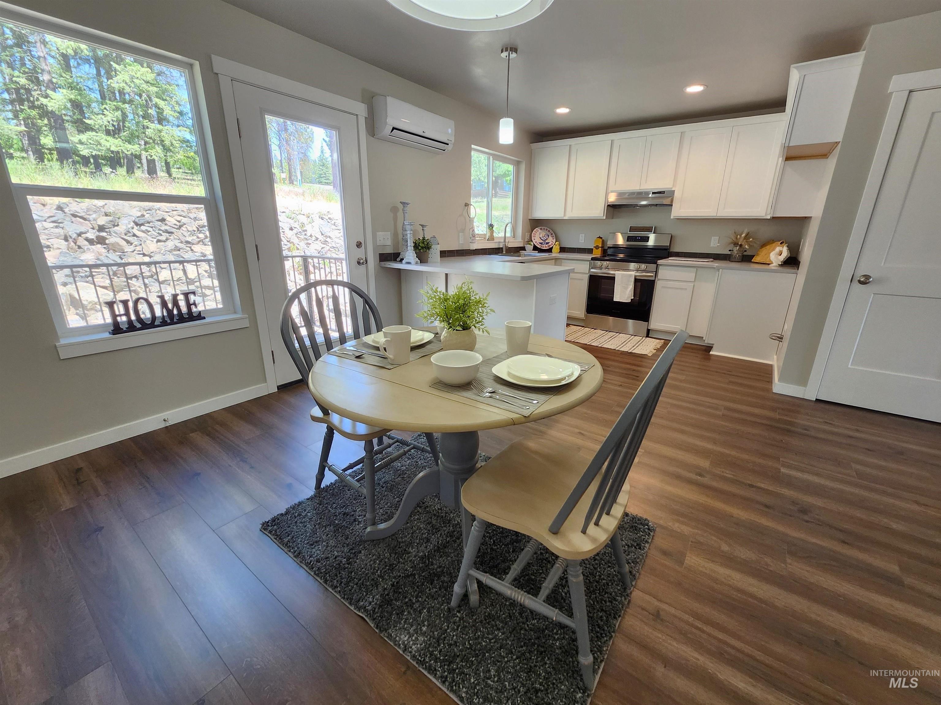 102 Highline Lane, Potlatch, Idaho 83855-0000, 4 Bedrooms, 3.5 Bathrooms, Residential For Sale, Price $344,900,MLS 98935864