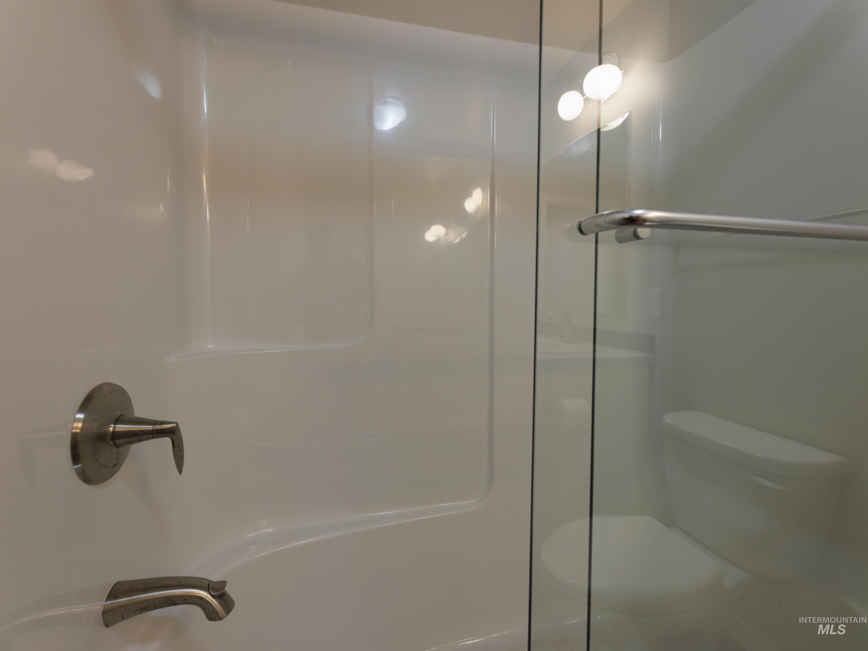 102 Highline Lane, Potlatch, Idaho 83855-0000, 4 Bedrooms, 3.5 Bathrooms, Residential For Sale, Price $344,900,MLS 98935864