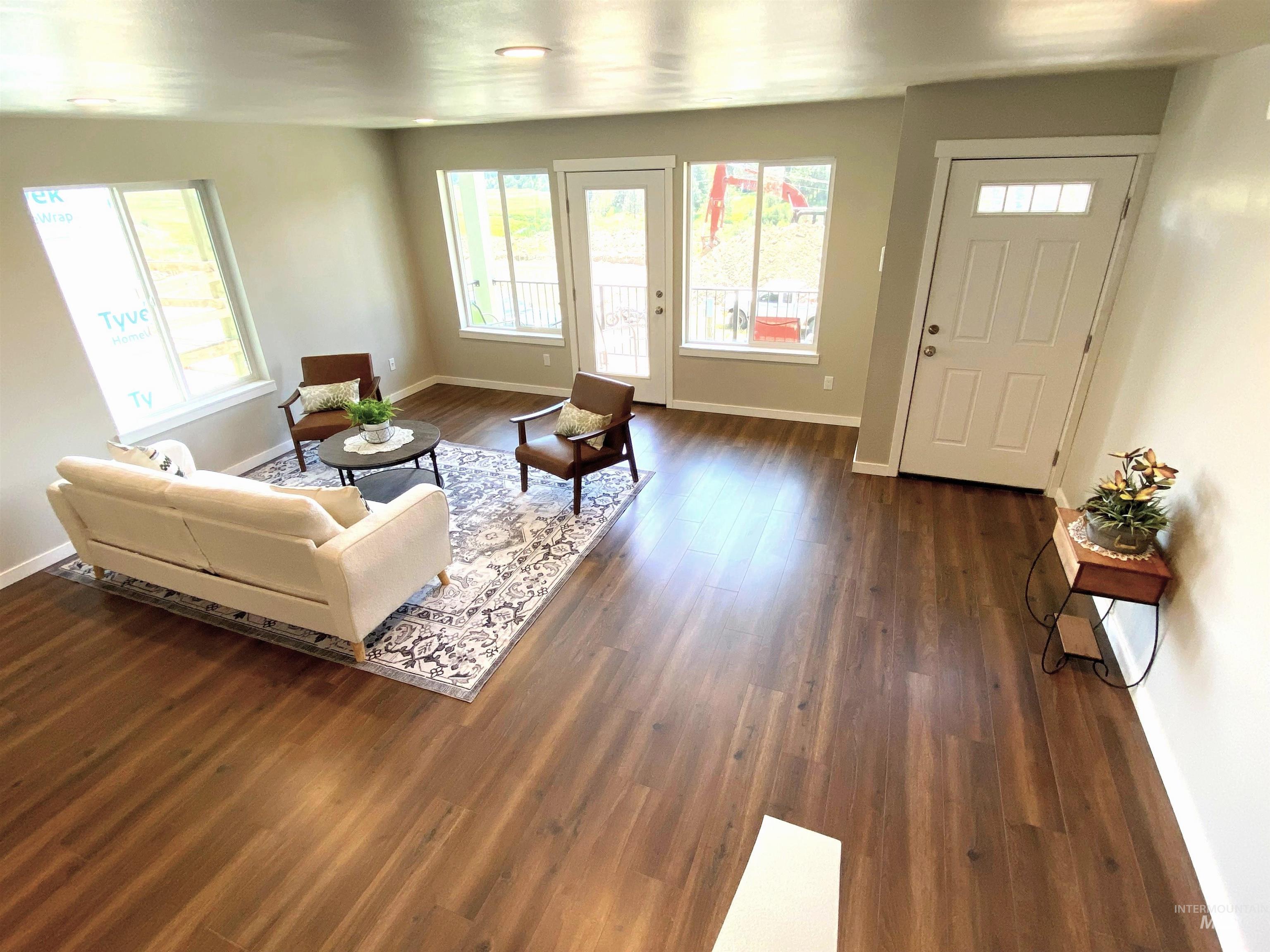 102 Highline Lane, Potlatch, Idaho 83855-0000, 4 Bedrooms, 3.5 Bathrooms, Residential For Sale, Price $344,900,MLS 98935864