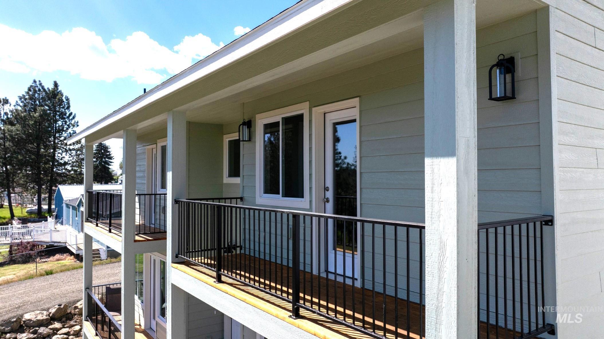 102 Highline Lane, Potlatch, Idaho 83855-0000, 4 Bedrooms, 3.5 Bathrooms, Residential For Sale, Price $344,900,MLS 98935864